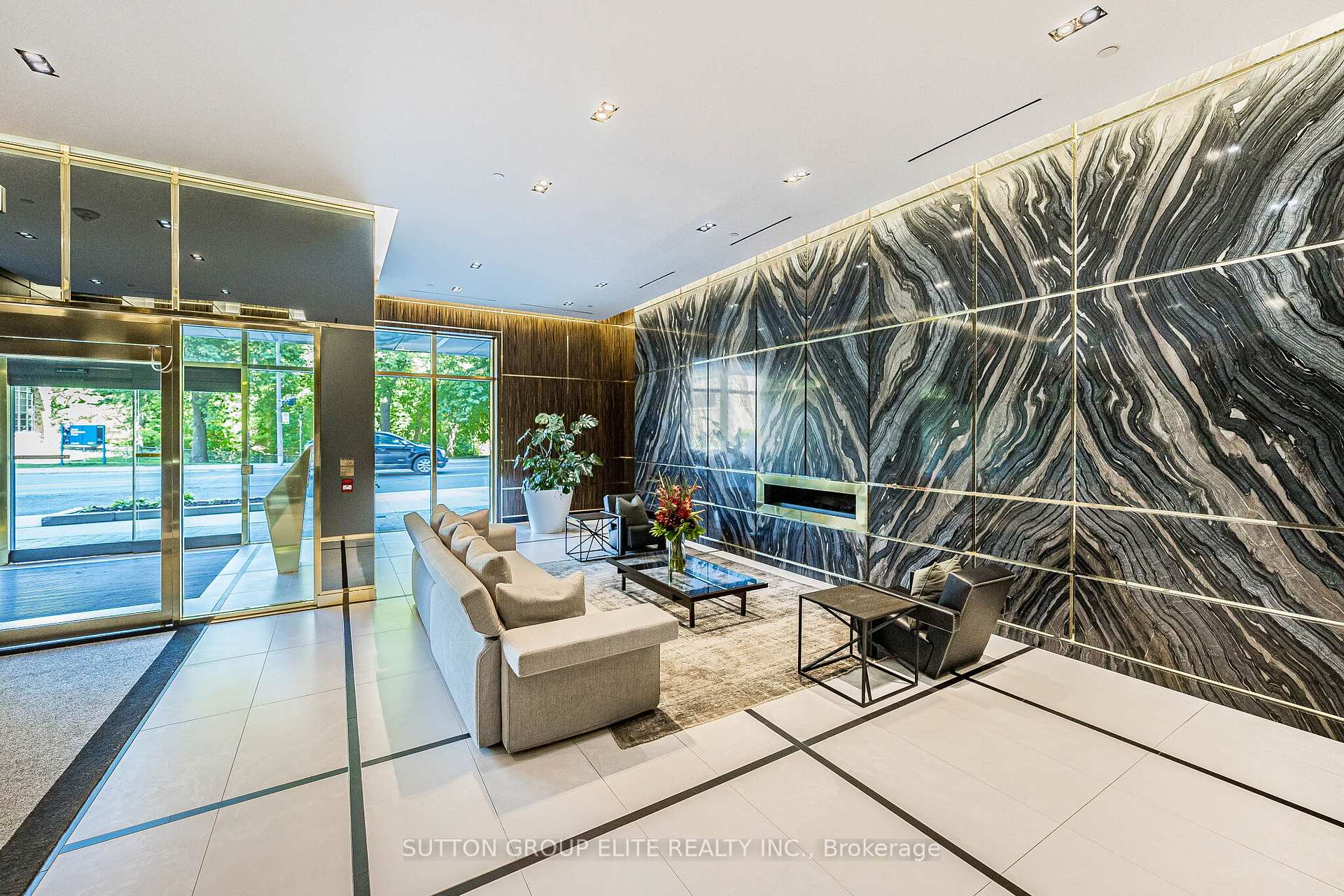 3018 Yonge Street 814, Toronto C04 — photo 3 of 5