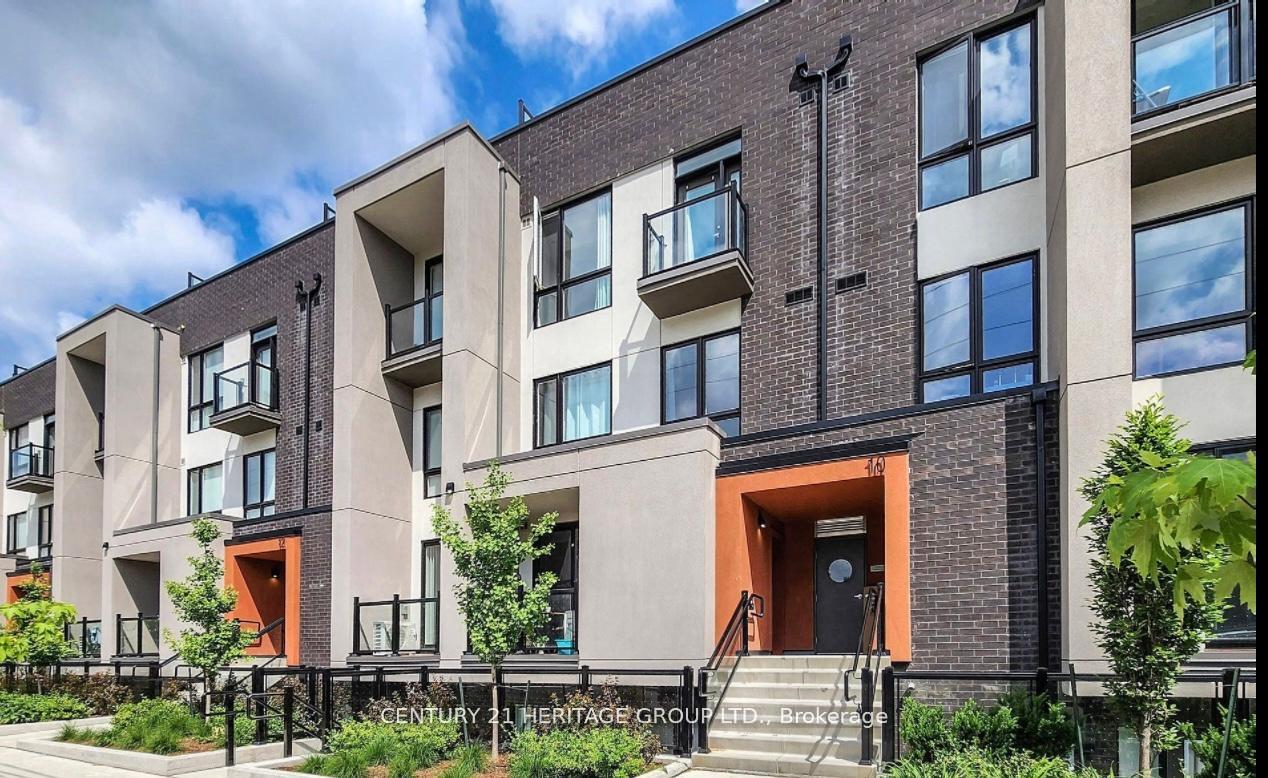 10 Marquette Avenue S A3, Toronto C04, ON M6A 0E1 — Toronto C04, Ontario