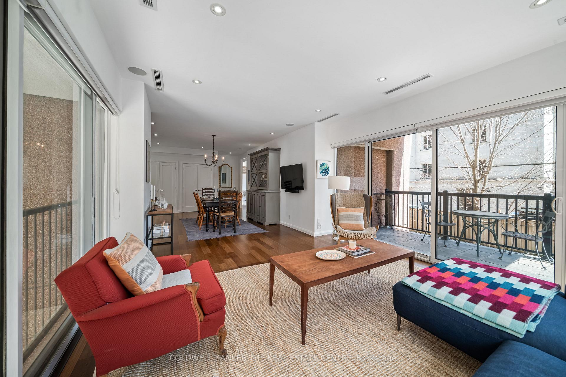 447 Walmer Road 206, Toronto C03, ON M5P 2X9 — Toronto C03, Ontario