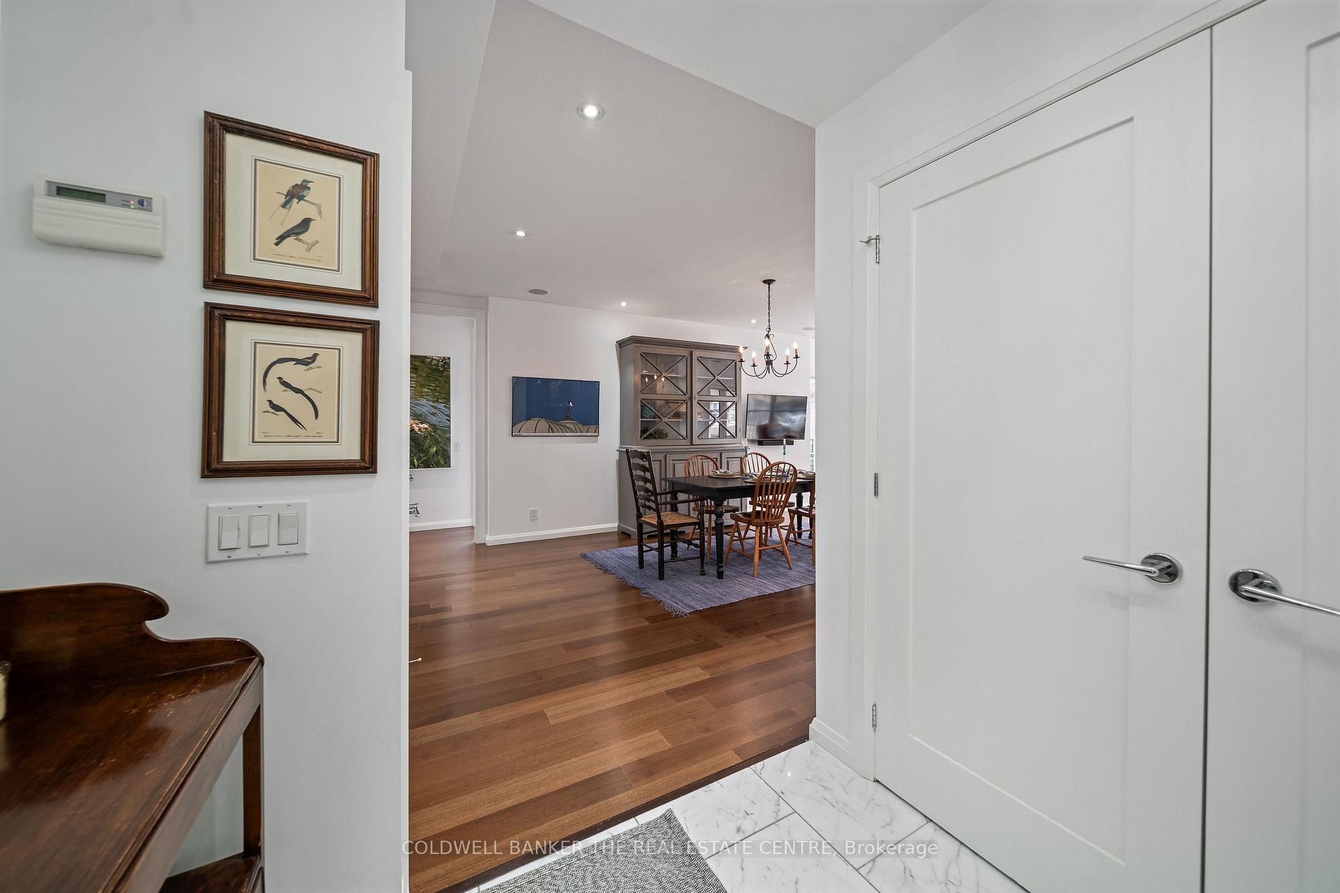 447 Walmer Road 206, Toronto C03 — photo 5 of 5