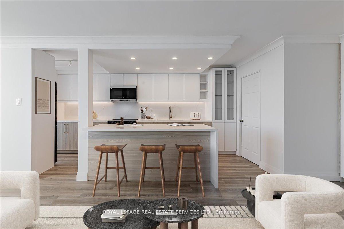 3000 Bathurst Street 706, Toronto C04 — photo 5 of 5