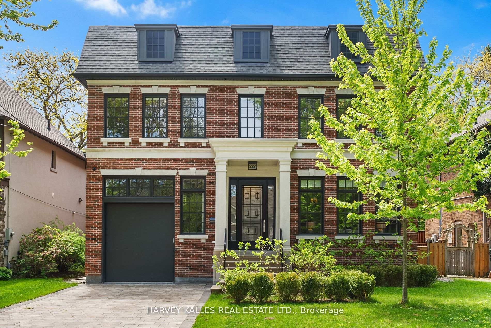 163 Cortleigh Boulevard, Toronto C04 — photo 2 of 5