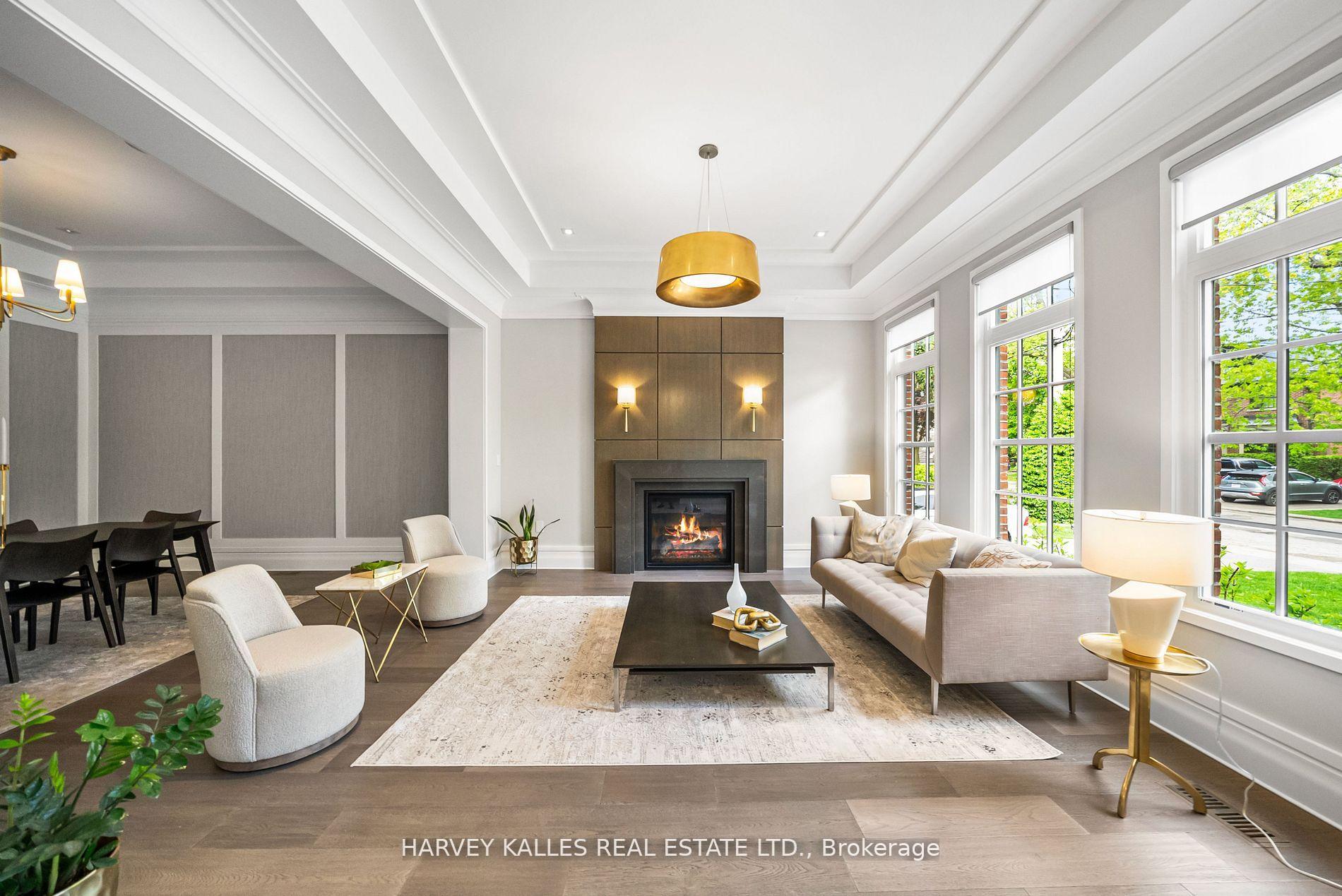 163 Cortleigh Boulevard, Toronto C04 — photo 5 of 5