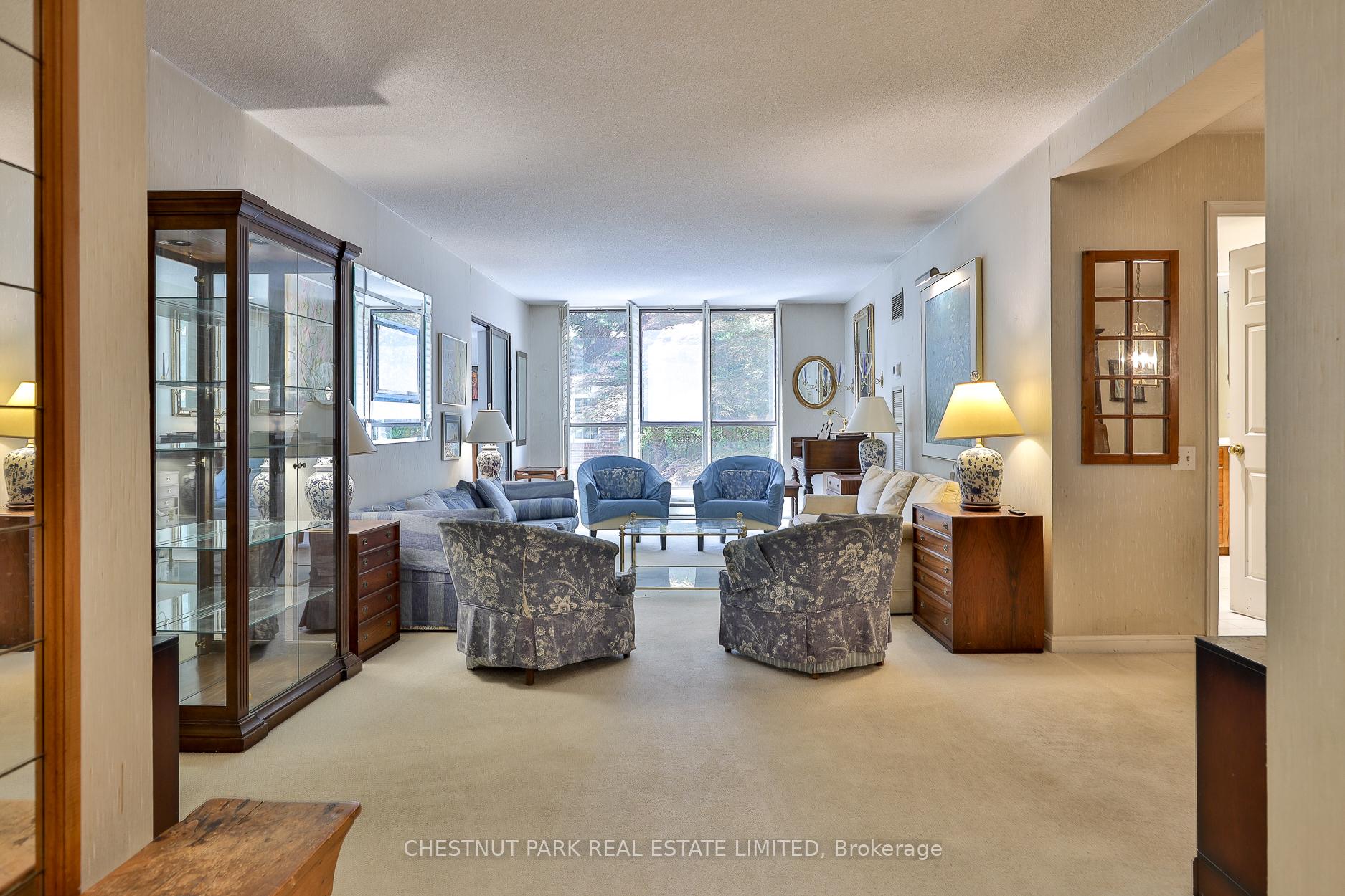 2900 Yonge Street 409, Toronto C04 — photo 2 of 5