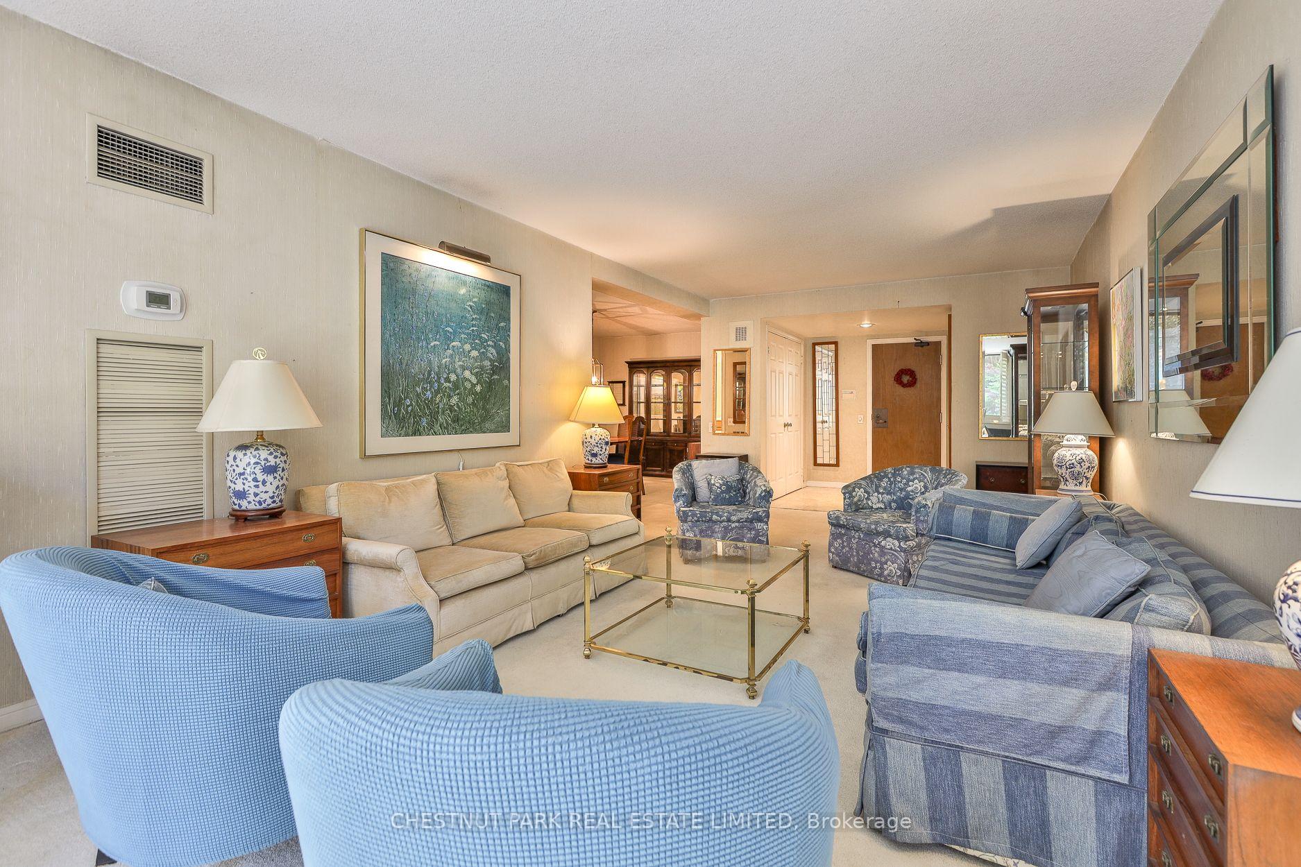 2900 Yonge Street 409, Toronto C04 — photo 5 of 5