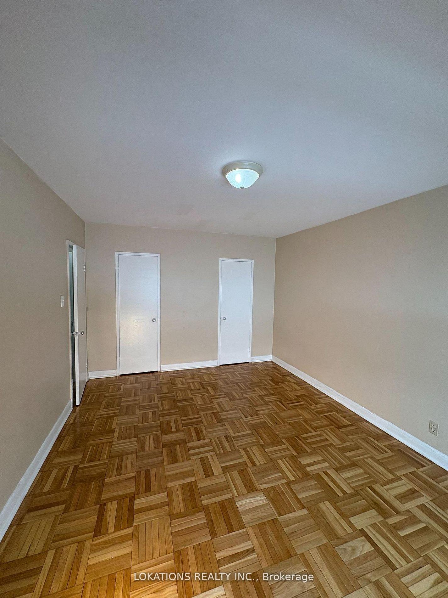2135 Avenue Road 205, Toronto C04 — photo 5 of 5
