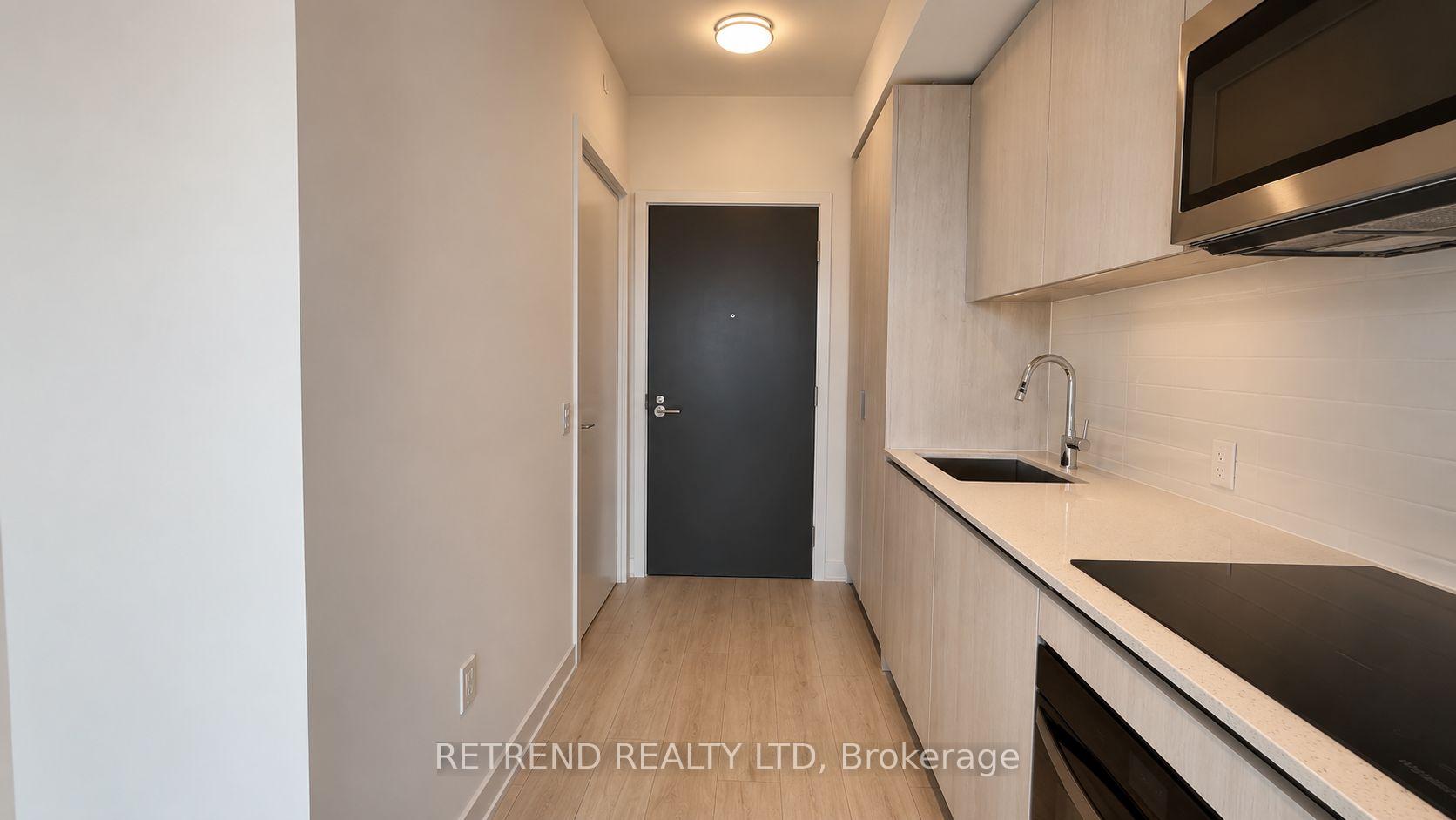5858 Yonge Street W 3226, Toronto C04 — photo 3 of 5