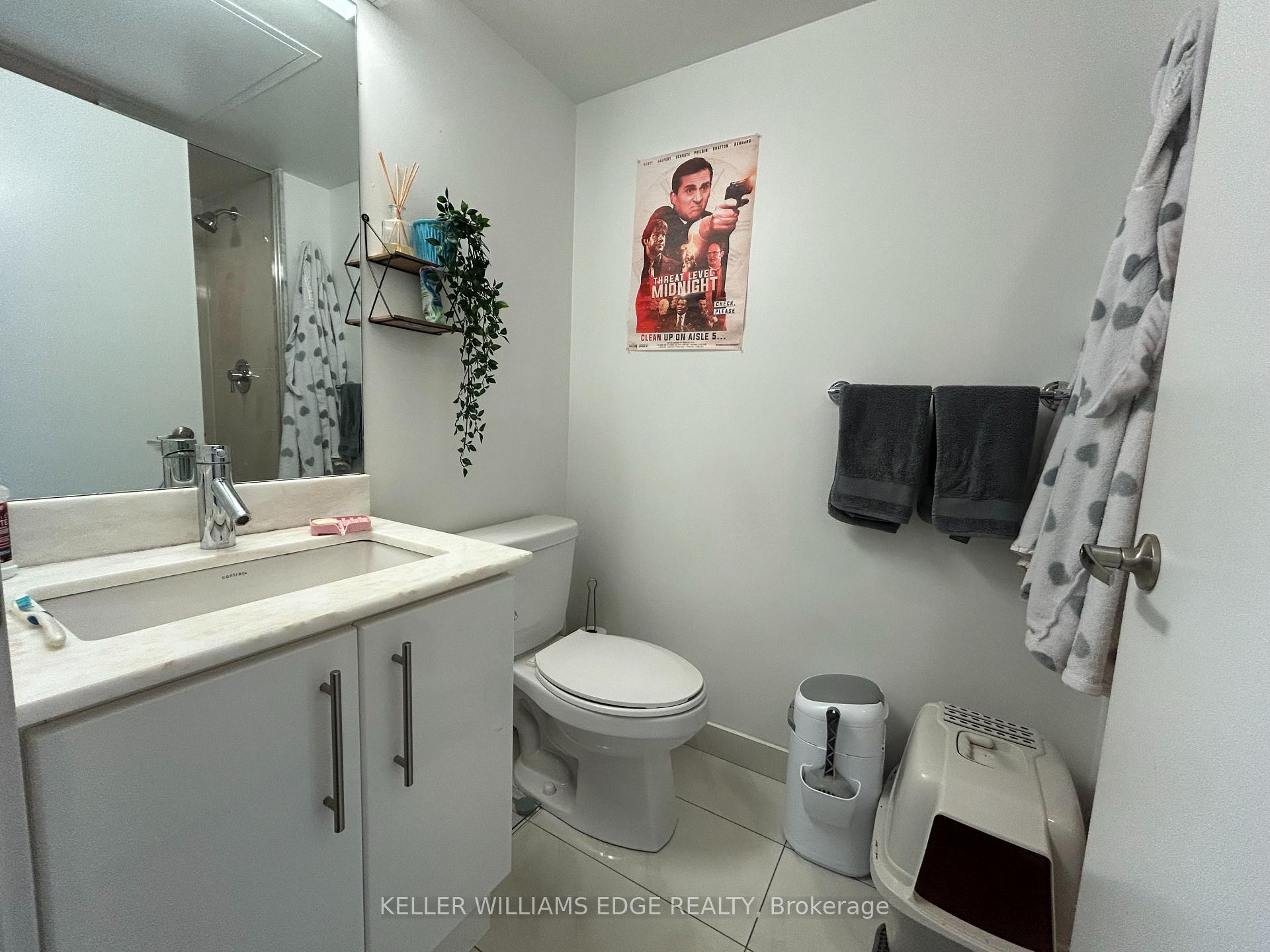 58 Orchard View Boulevard 707, Toronto C03 — photo 5 of 5