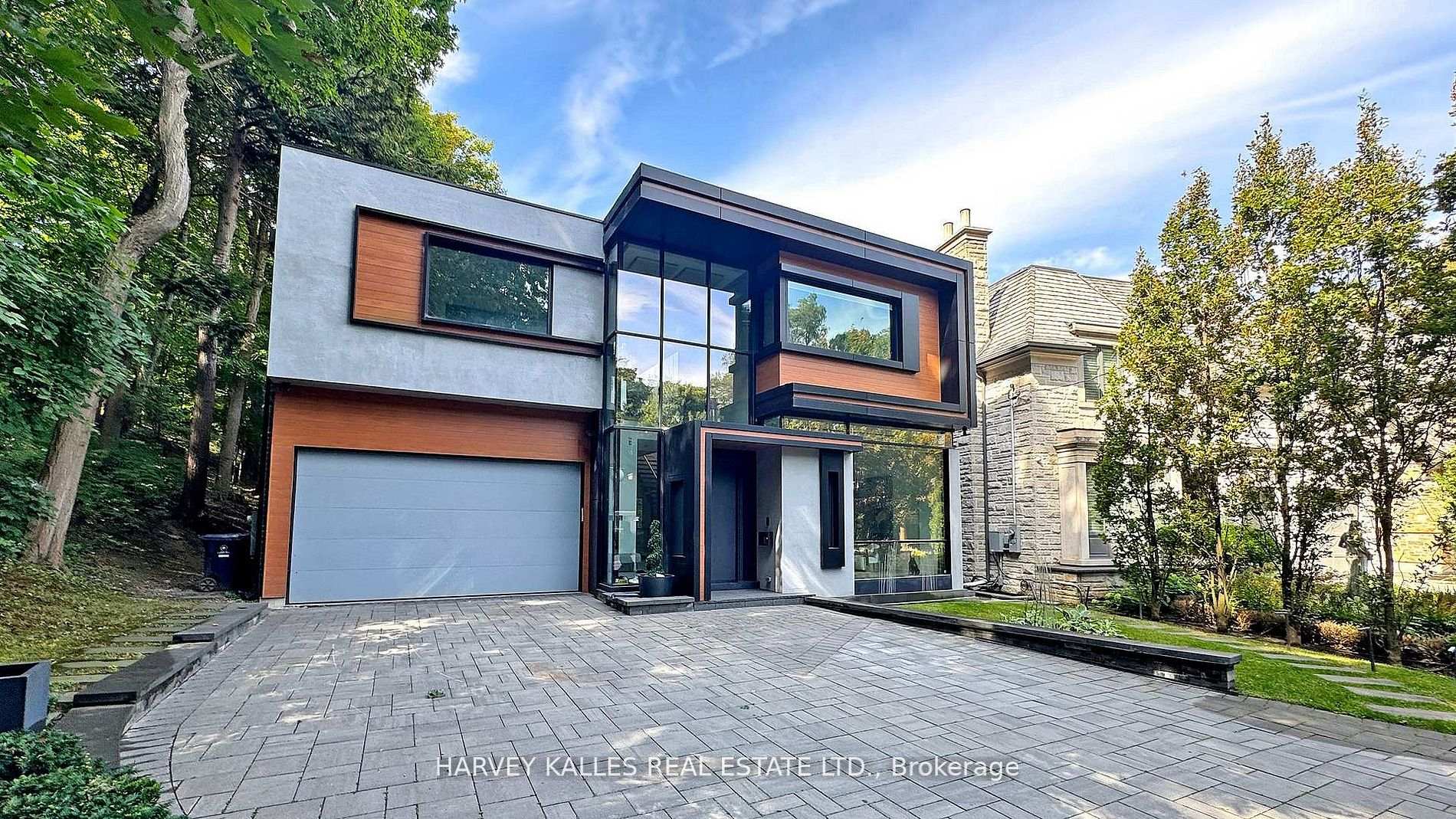 12 Winton Road, Toronto C12 — photo 2 of 5