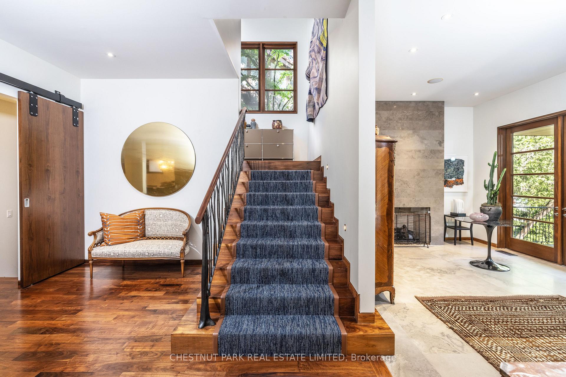 177 Coldstream Avenue, Toronto C04 — photo 3 of 5