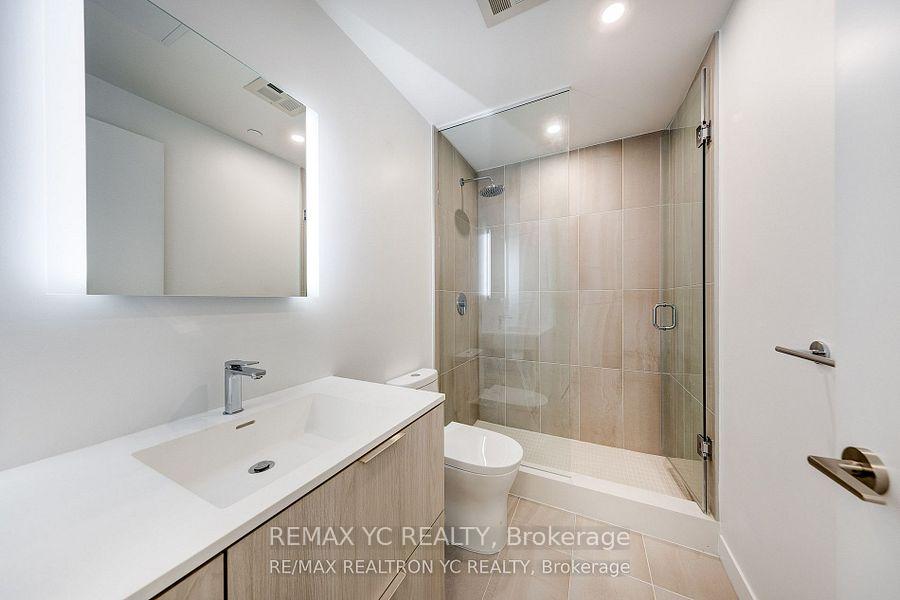 185 Alberta Avenue 805, Toronto C03 — photo 3 of 5
