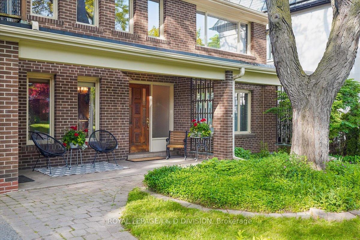 36 Medalist Road, Toronto C12 — photo 2 of 5
