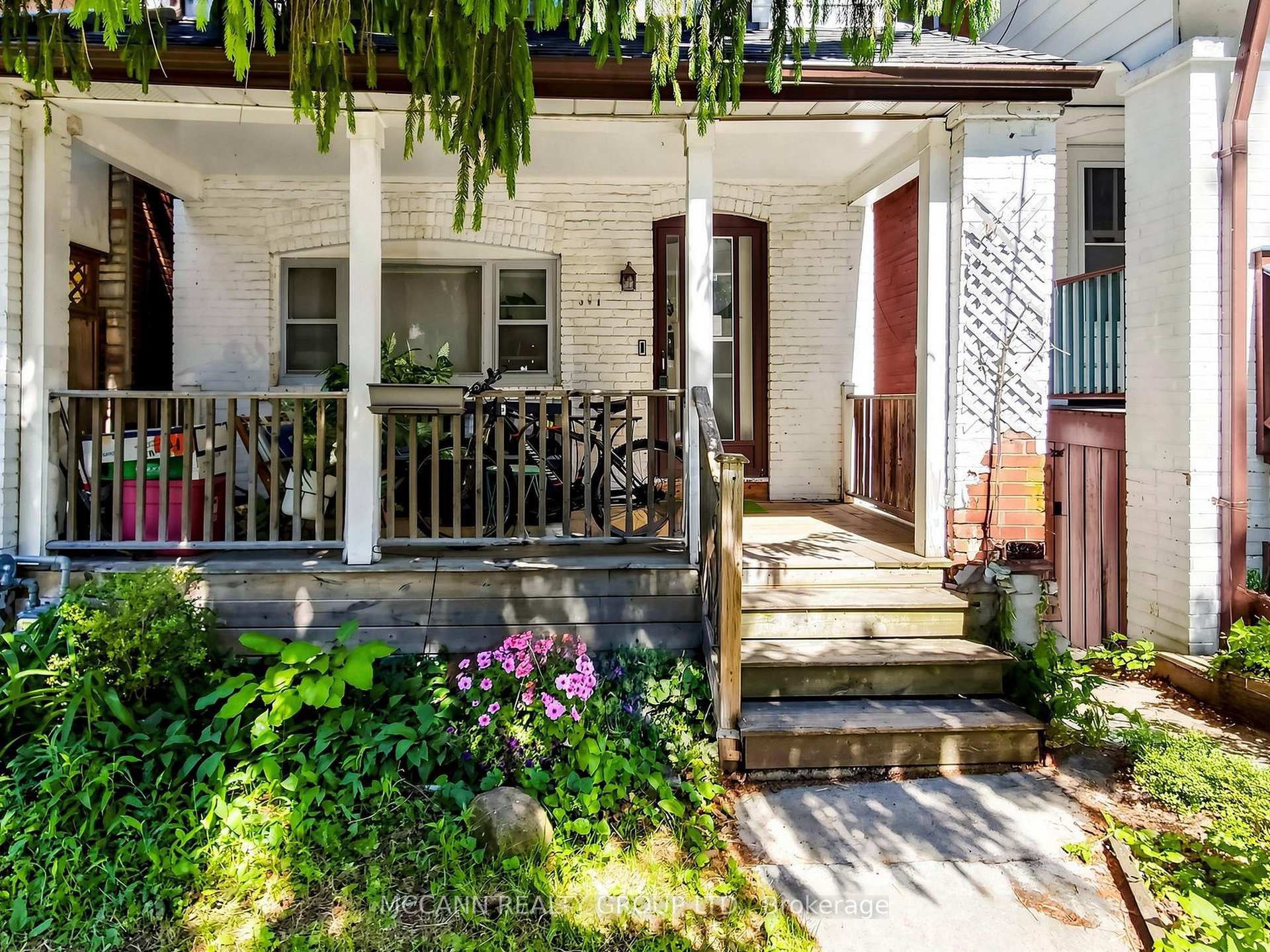 507 Rushton Road, Toronto C03 — photo 2 of 5