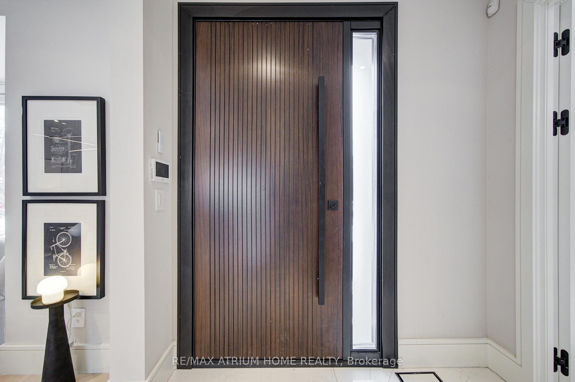 6 Hillholm Road, Toronto C03 — photo 2 of 5