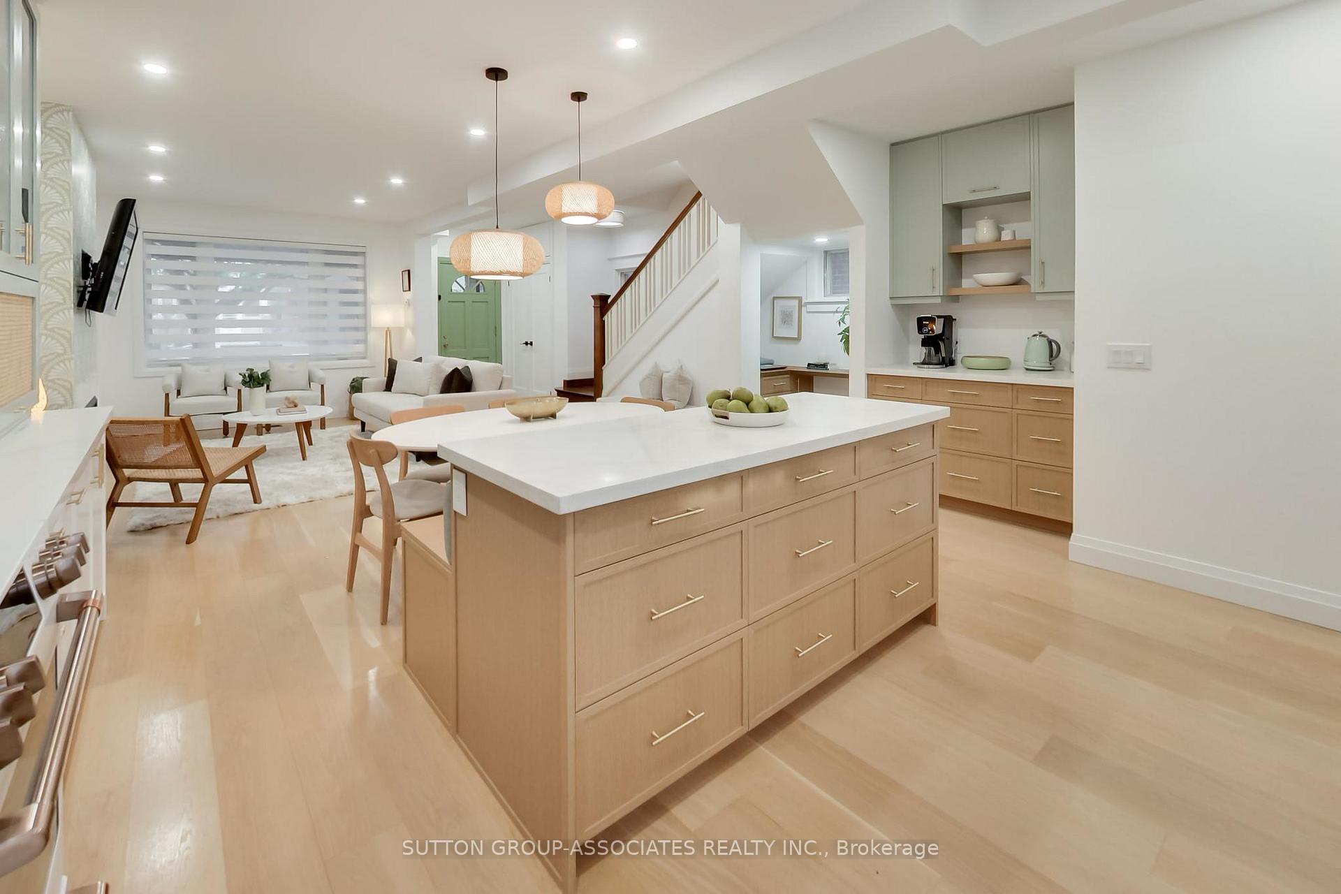 238 Lauder Avenue, Toronto C03, ON M6E 3H4 — Toronto C03, Ontario