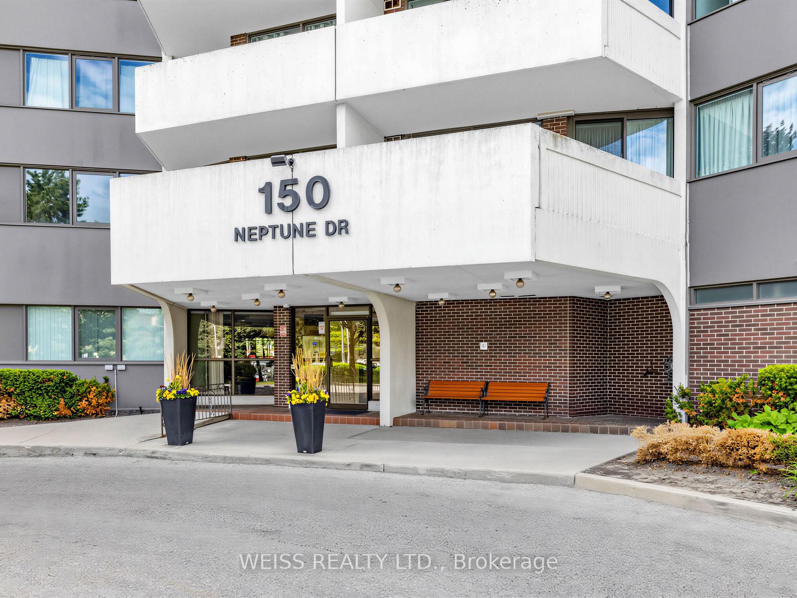 150 Neptune Drive 1405, Toronto C04 — photo 2 of 5