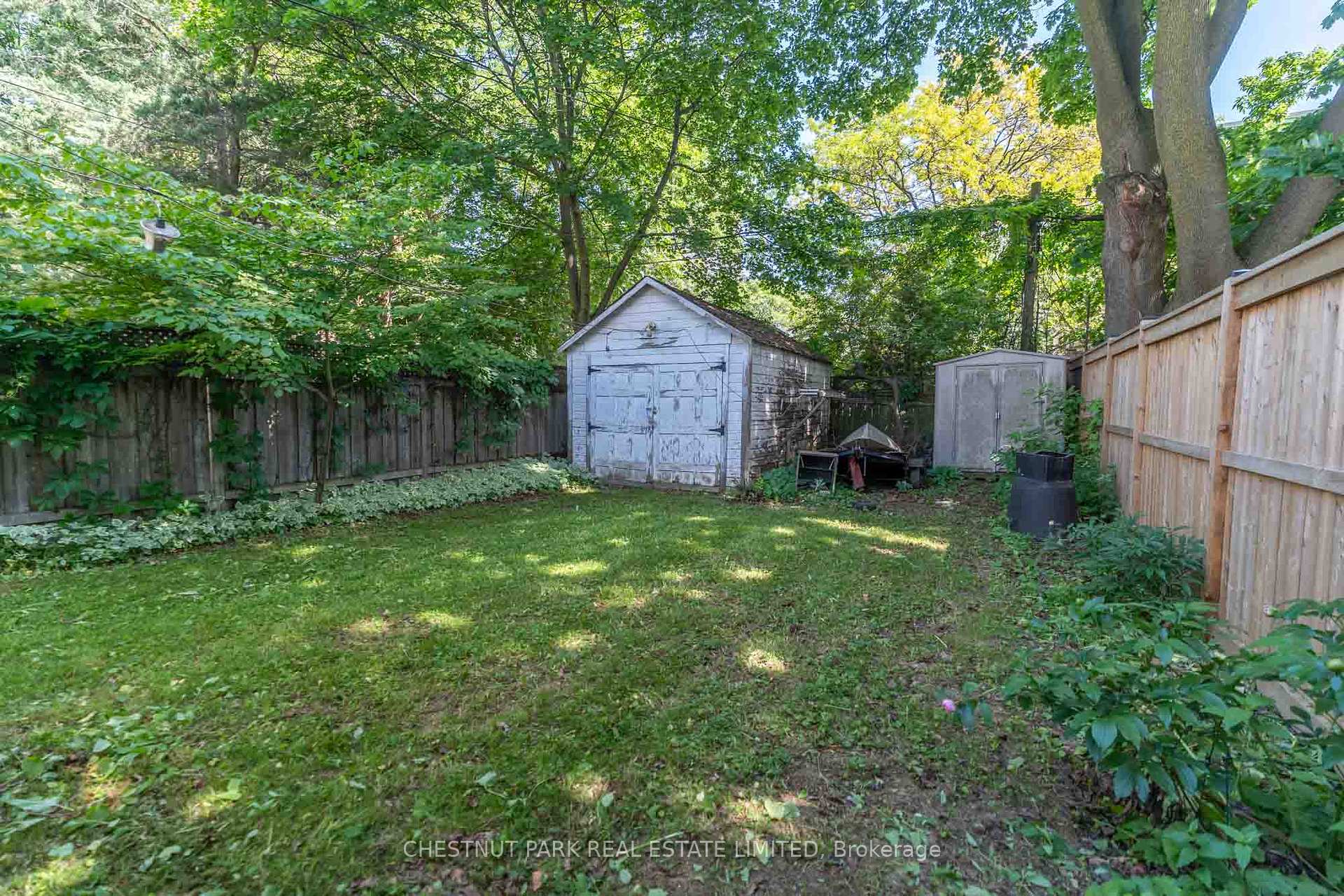 127 St Clements Avenue, Toronto C03 — photo 4 of 5