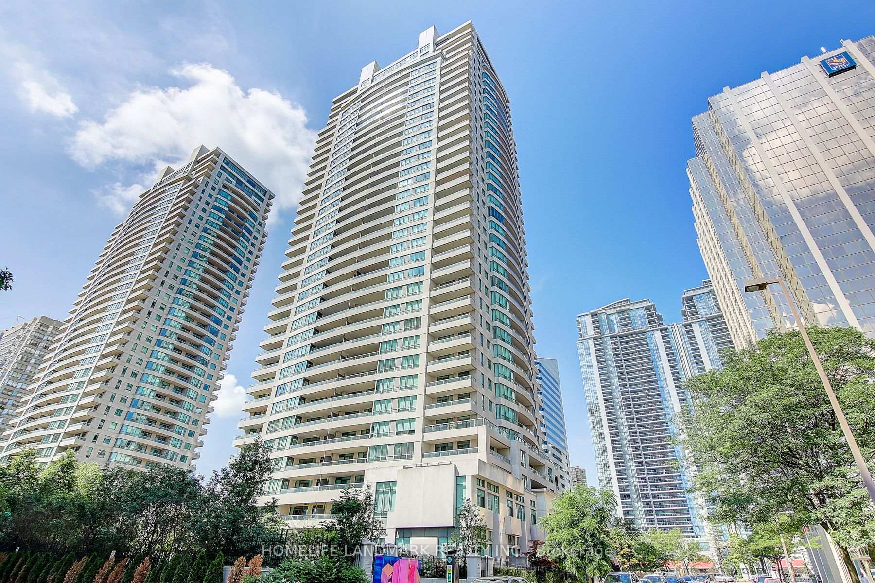 23 Hollywood Avenue 1107, Toronto C14, ON M2N 7L8