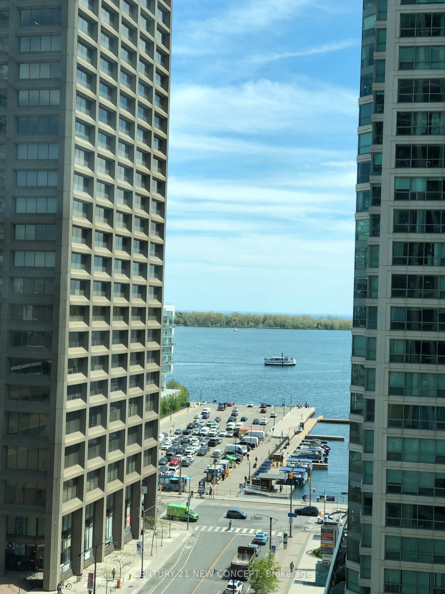 16 Yonge Street 1310, Toronto C01, ON M5E 2A1