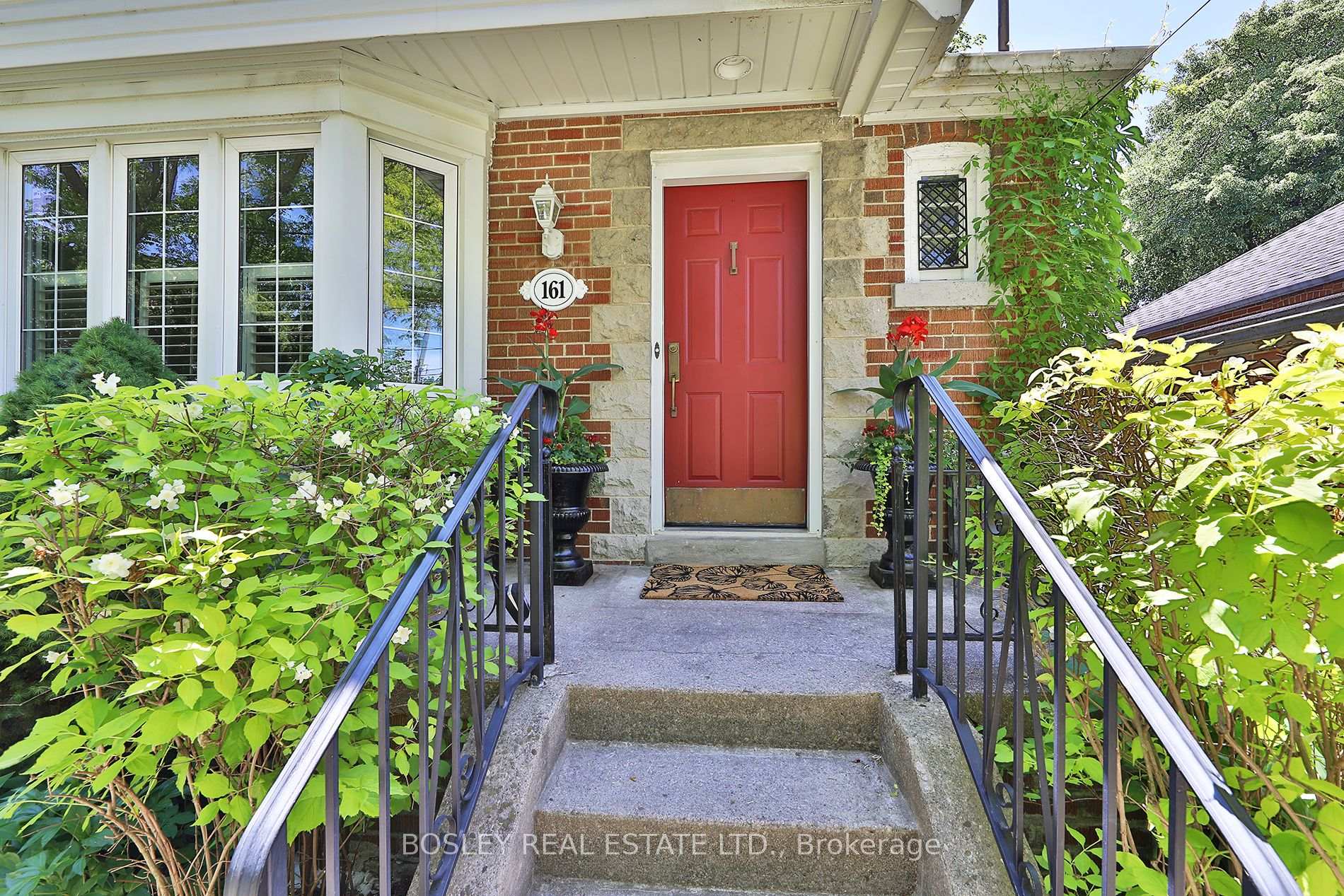 161 Joicey Boulevard, Toronto C04, ON M5M 2V1