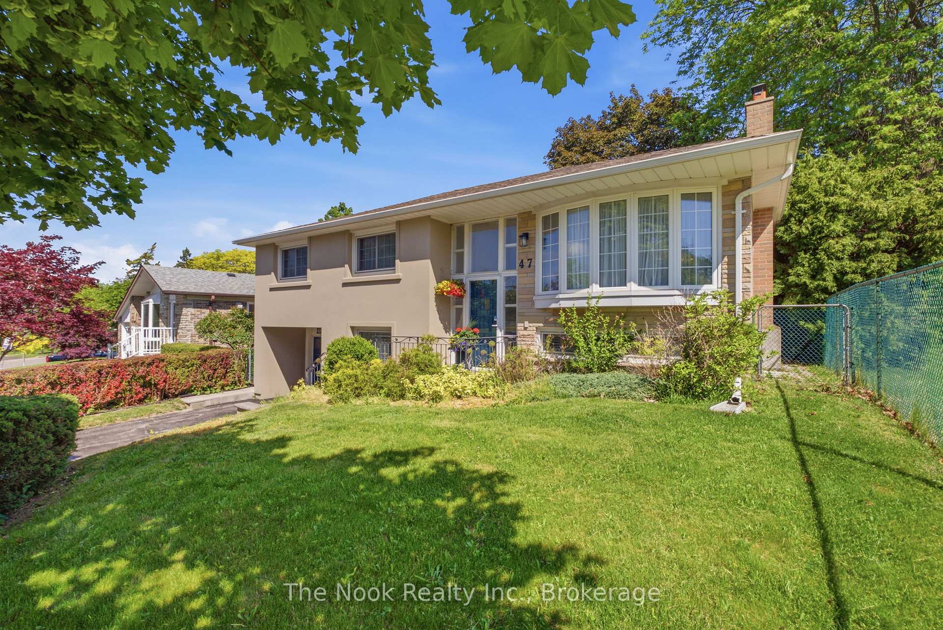 47 Cresthaven Drive, Toronto C15, ON M2H 1L9