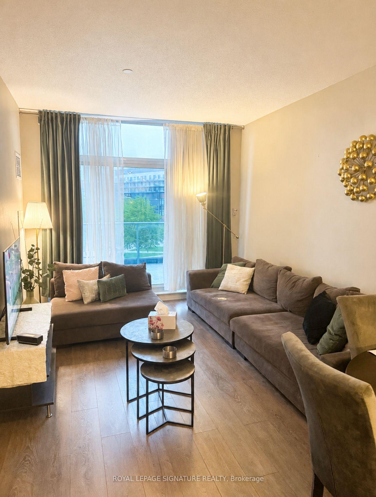 66 Forest Manor Road 213, Toronto C15, ON M2J 0B7