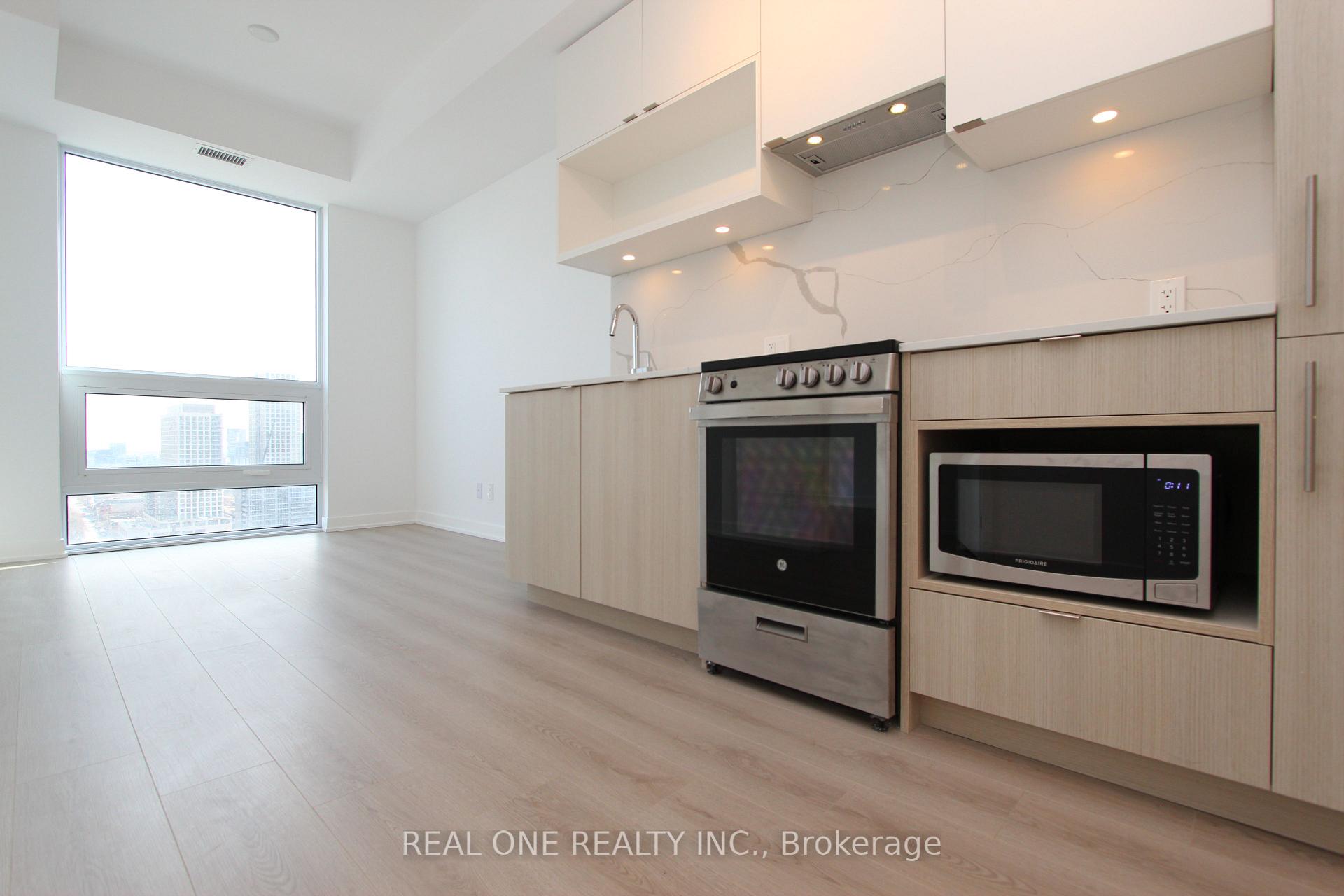100 Queen Street E 2605, Toronto C08, ON M5C 0B5