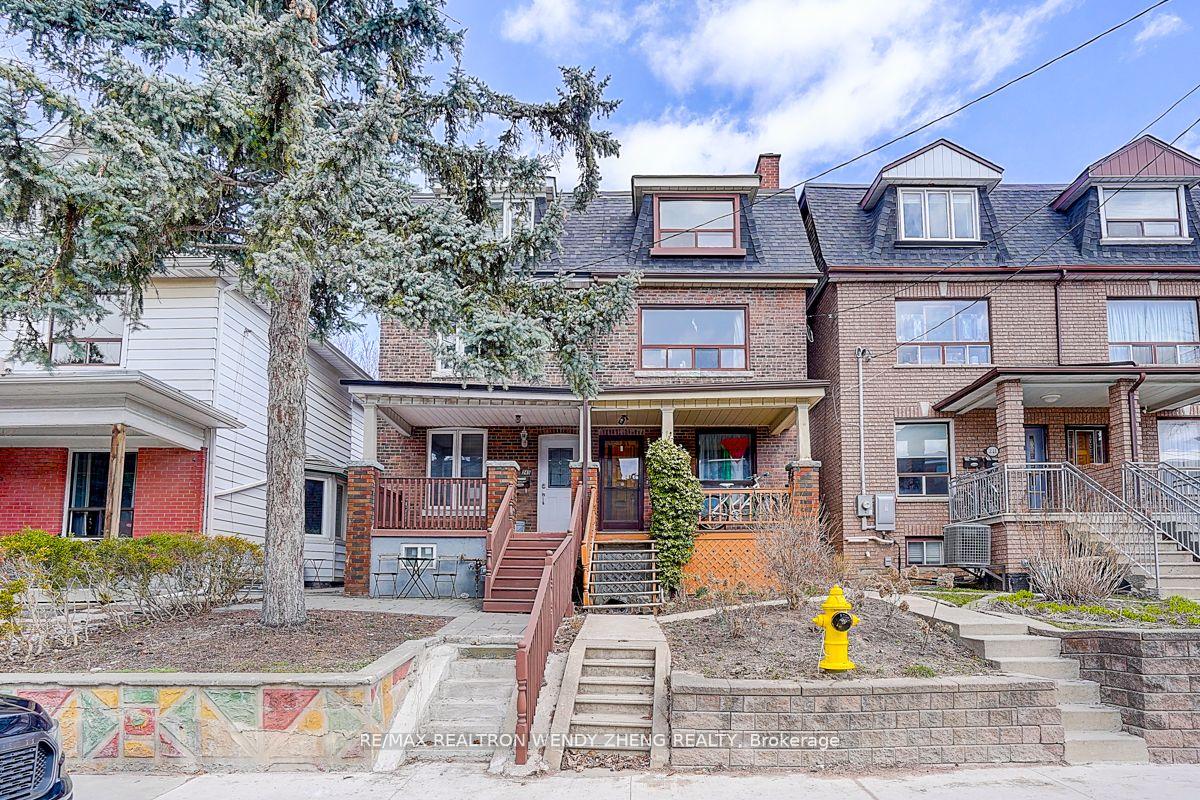 245 Montrose Avenue Upper, Toronto C01, ON M6G 3G6
