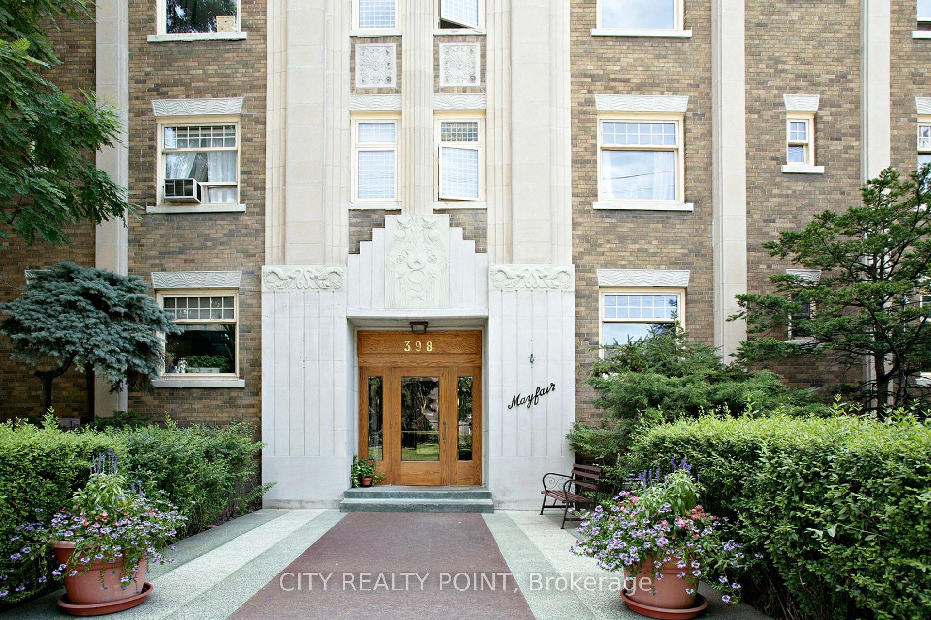 394 Avenue Road 507, Toronto C02, ON M4V 2H4