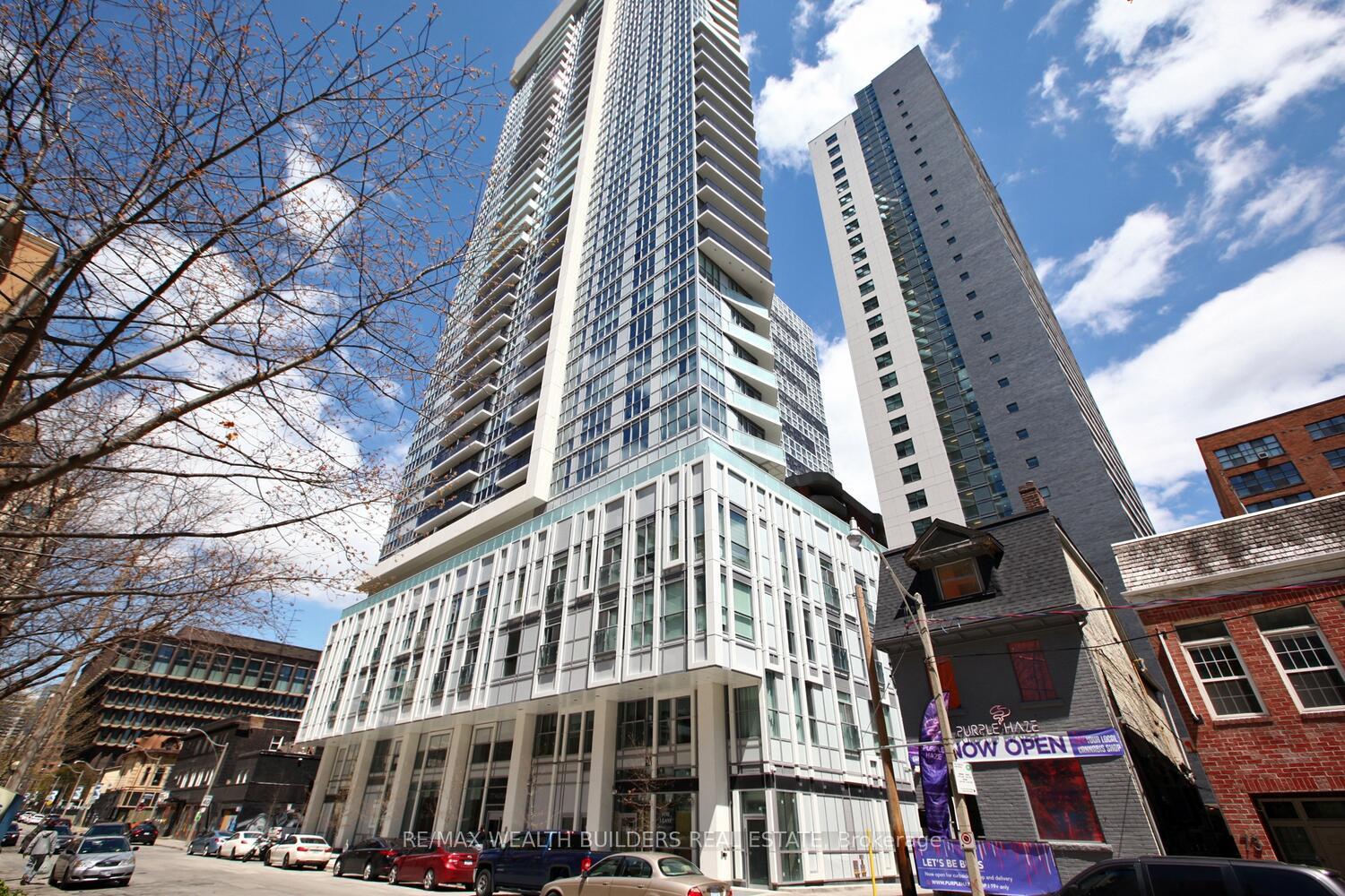 77 Mutual Street 1005, Toronto C08, ON M5B 2A9