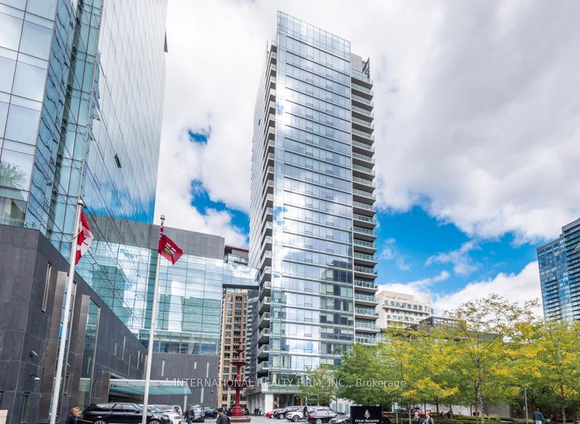 55 Scollard Street 702, Toronto C02, ON M5R 0A1