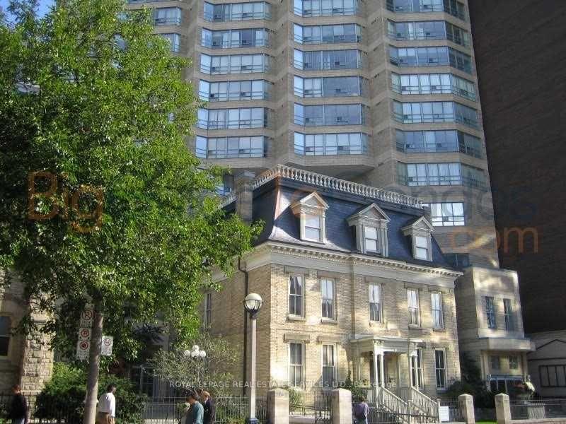 71 Simcoe Street 1503, Toronto C01, ON M5J 2S9