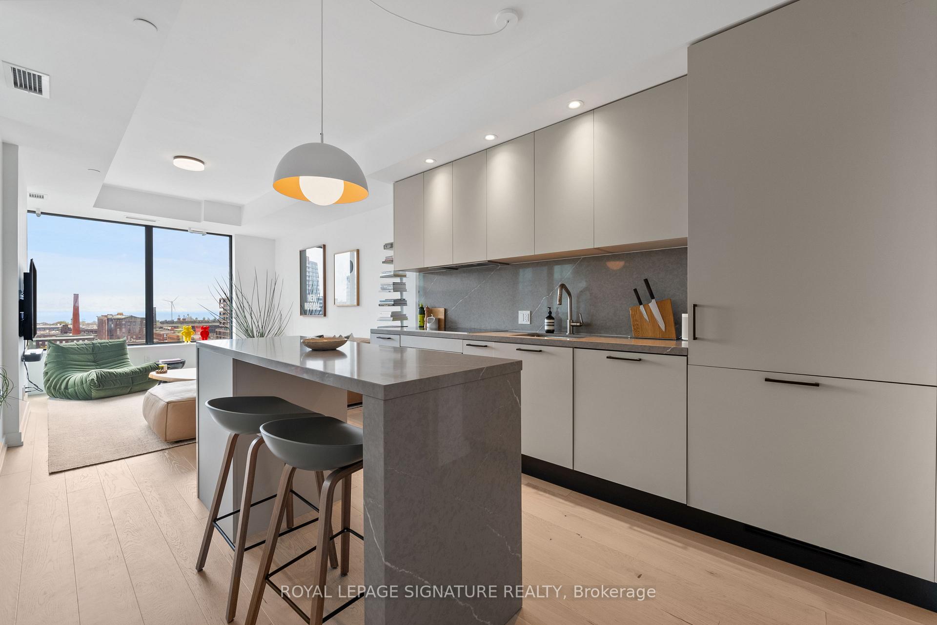 200 Sudbury Street 1101, Toronto C01, ON M6J 0H1