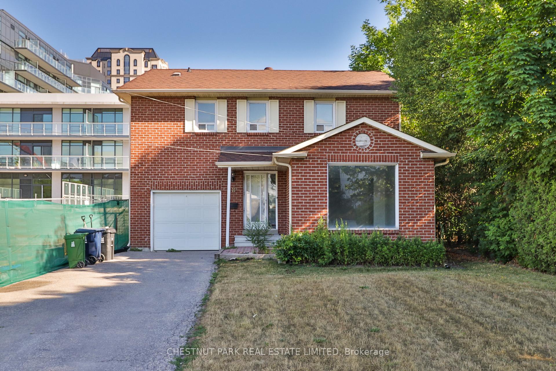 18 Dervock Crescent, Toronto C15, ON M2K 1A7