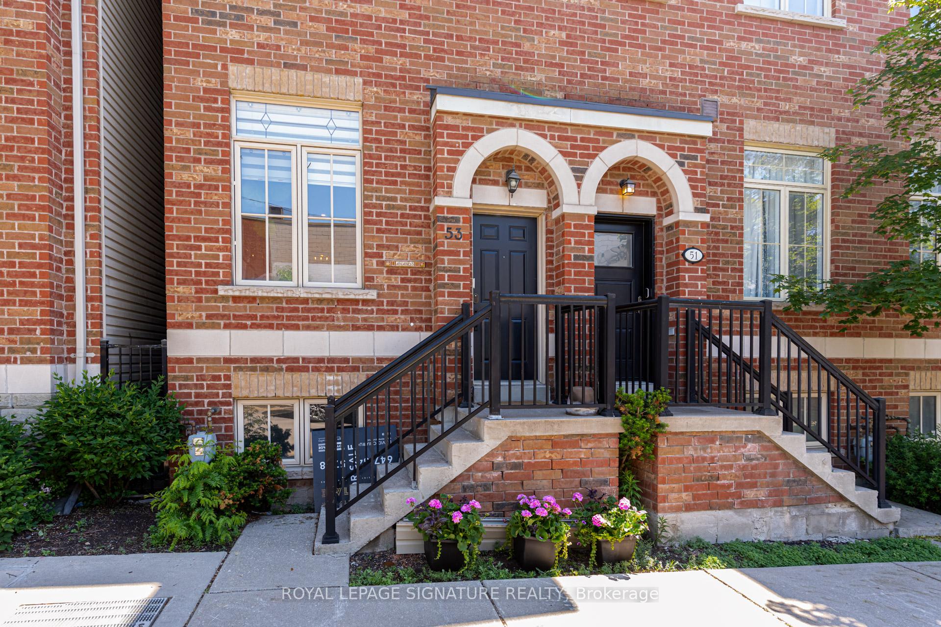 53 St Paul Street, Toronto C08, ON M5A 3H2