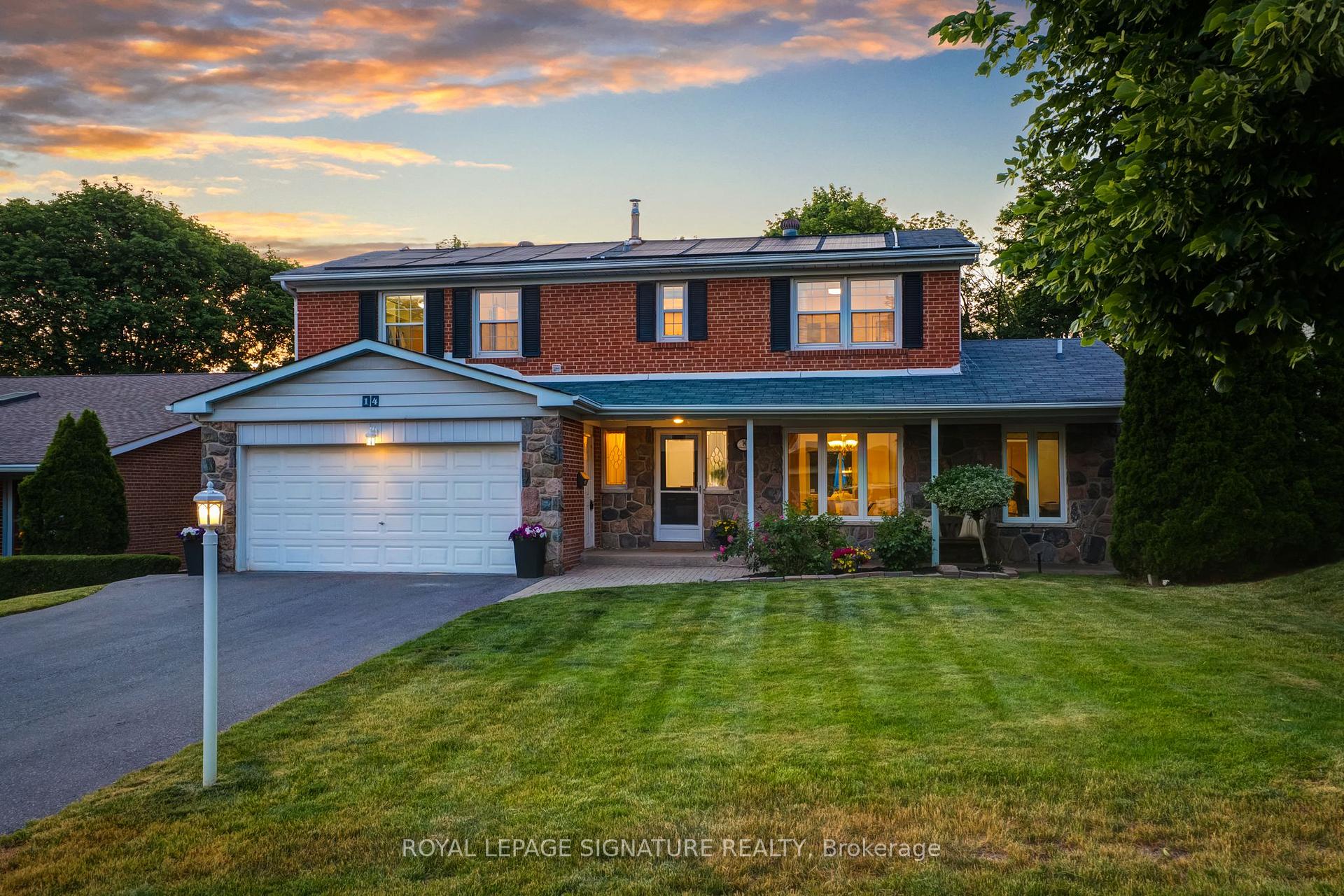 14 Manorpark Court, Toronto C15, ON M2J 1A2
