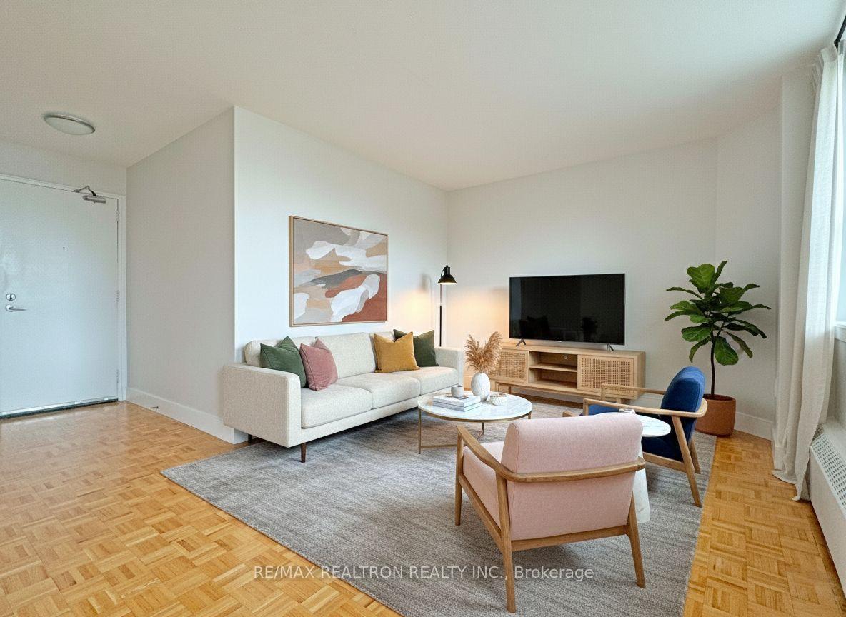 485 Huron Street 406, Toronto C02, ON M5R 2R5