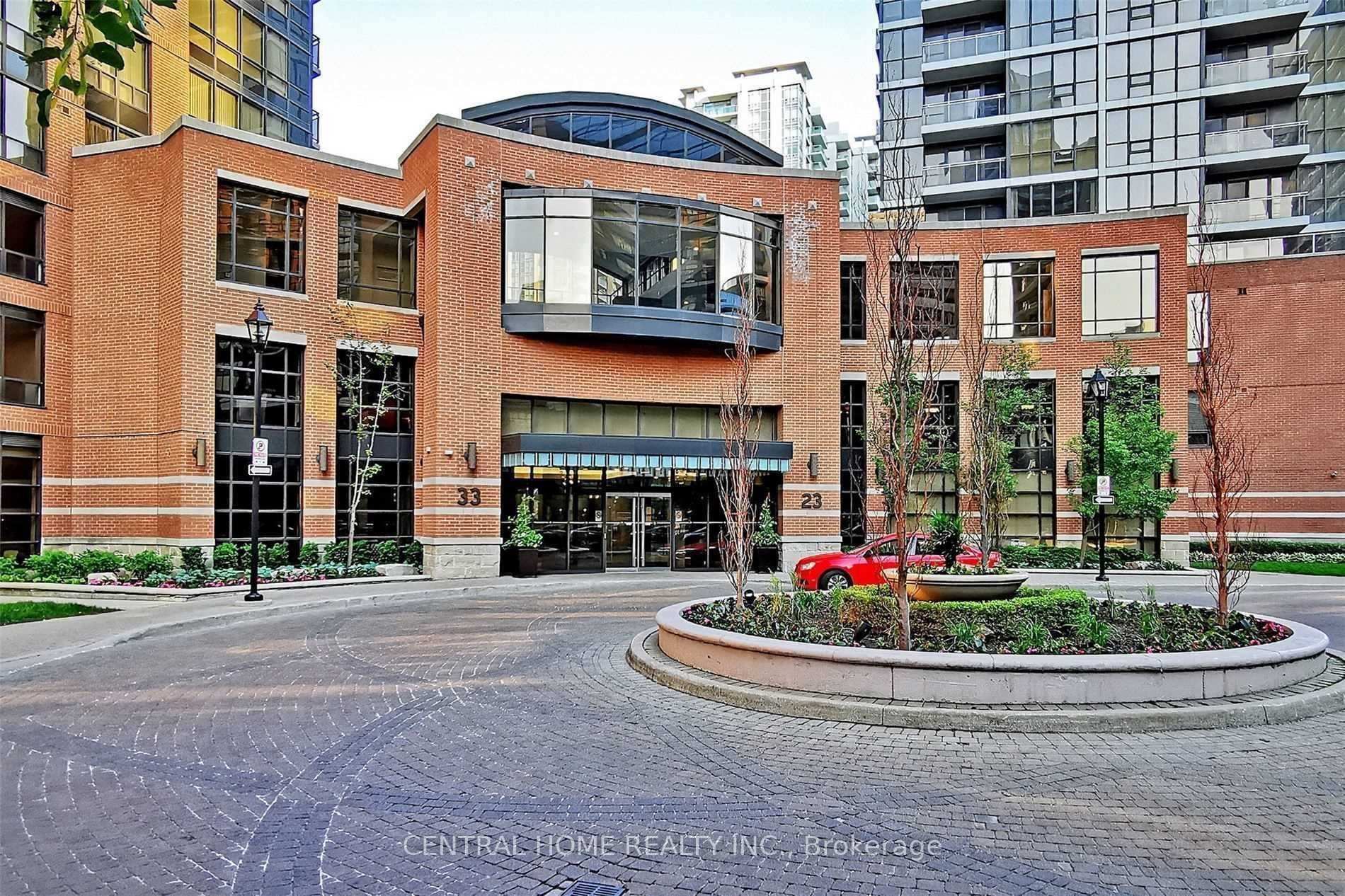 33 Sheppard Avenue E 211, Toronto C14, ON M2N 7K1