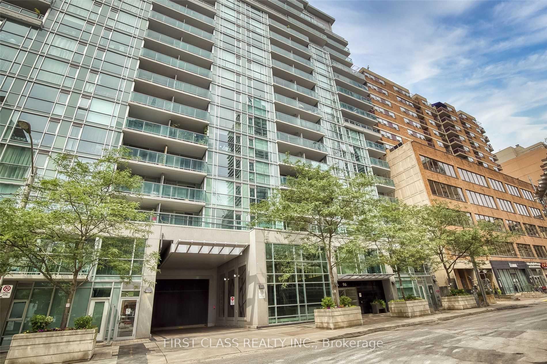 96 St Patrick Street 1408, Toronto C01, ON M5T 1V2