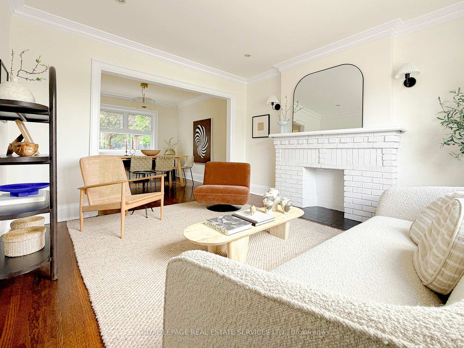 629 Winona Drive, Toronto C03 — photo 3 of 5