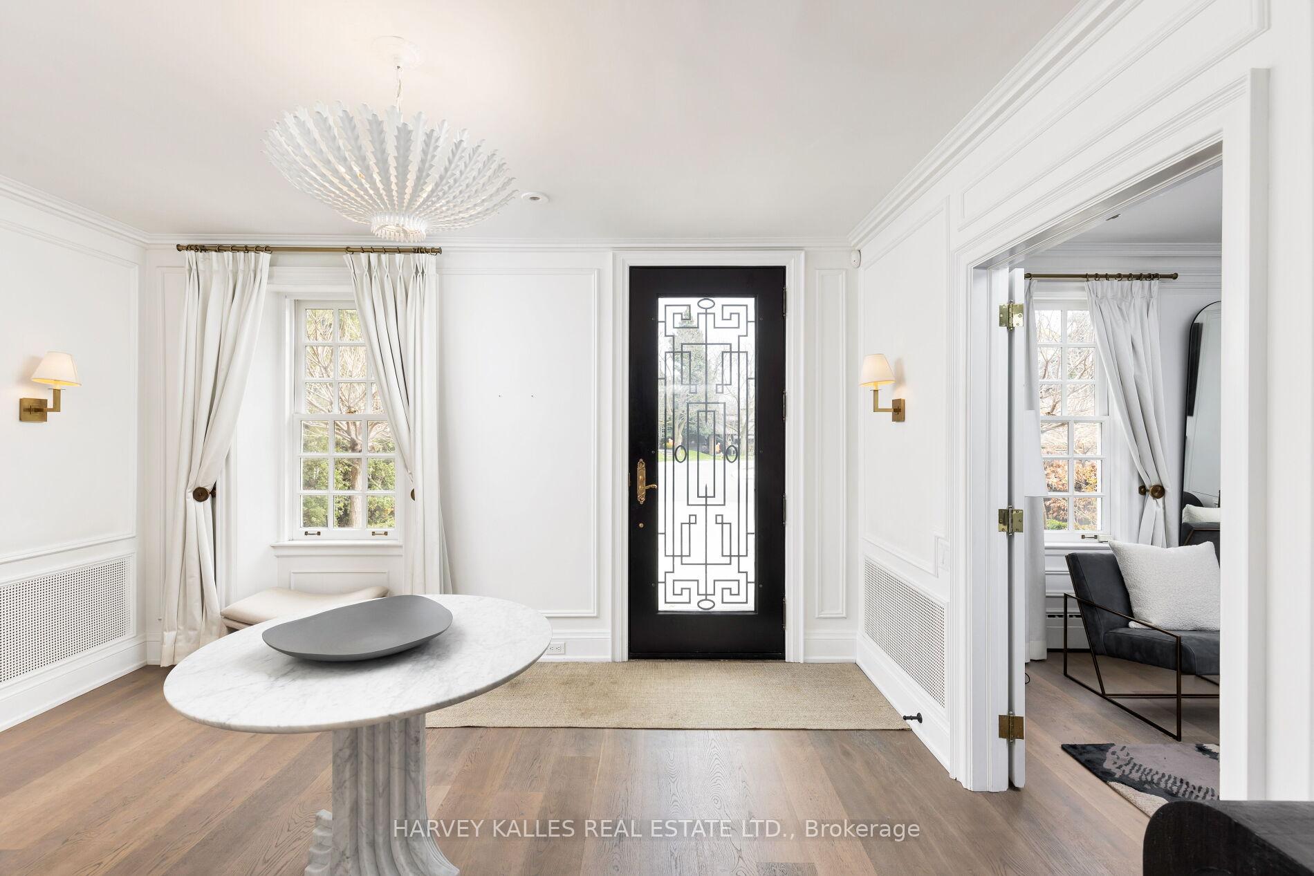 470 Russell Hill Road, Toronto C03 — photo 3 of 5