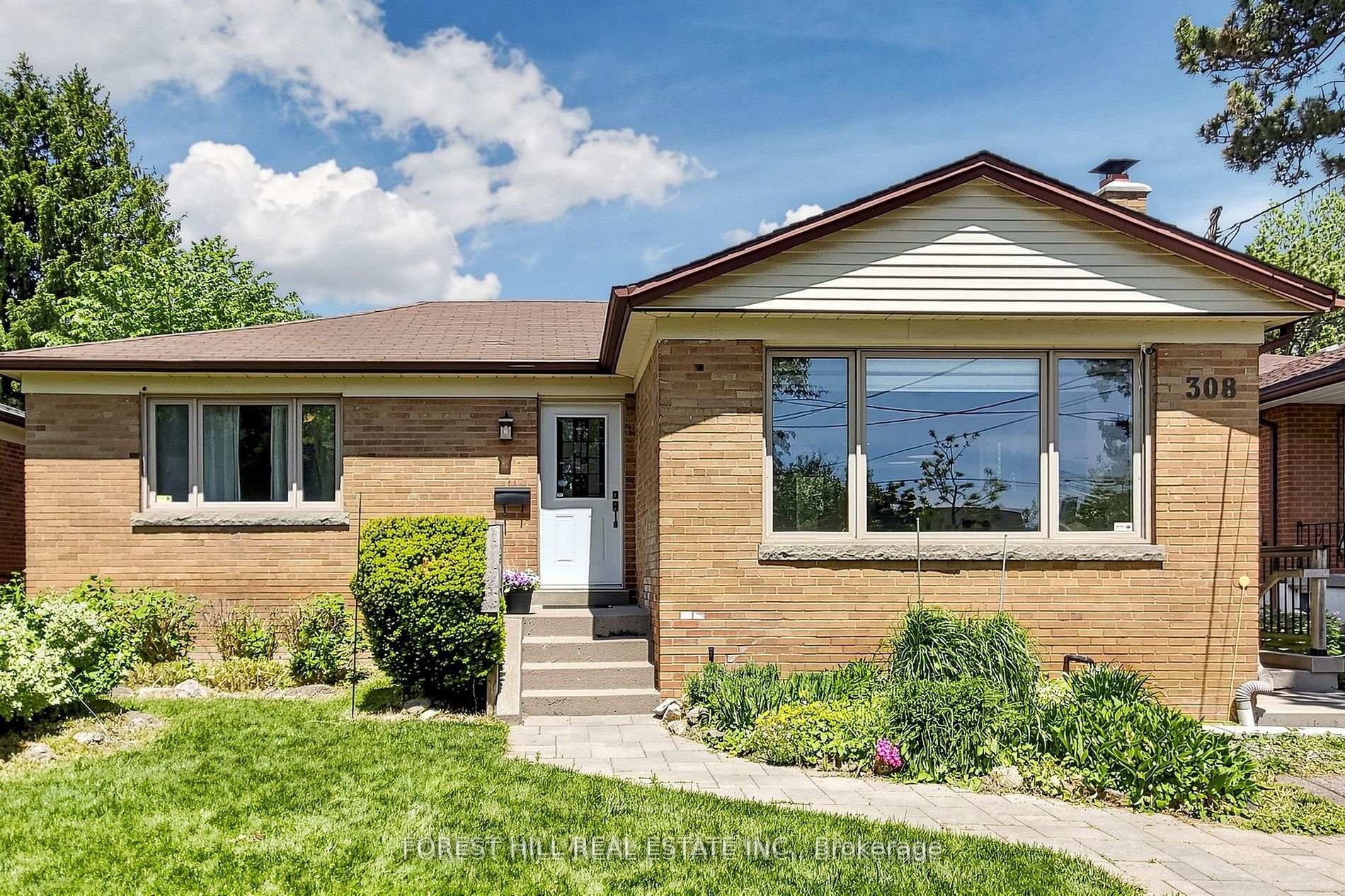 308 Hendon Avenue #bsmt, Toronto C07, ON M2M 1B2