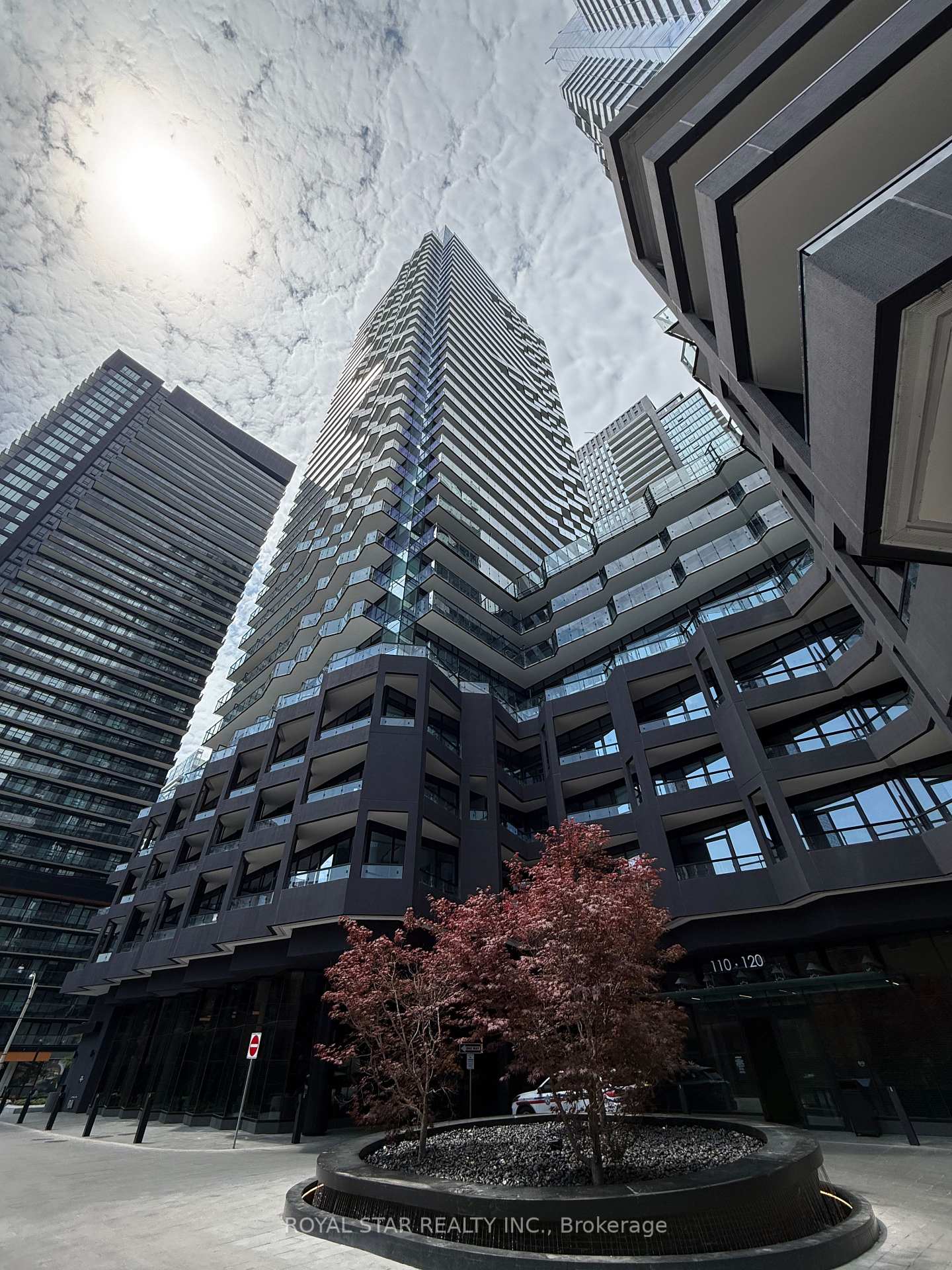 110 Broadway Avenue 708S, Toronto C10, ON M4P 1V7