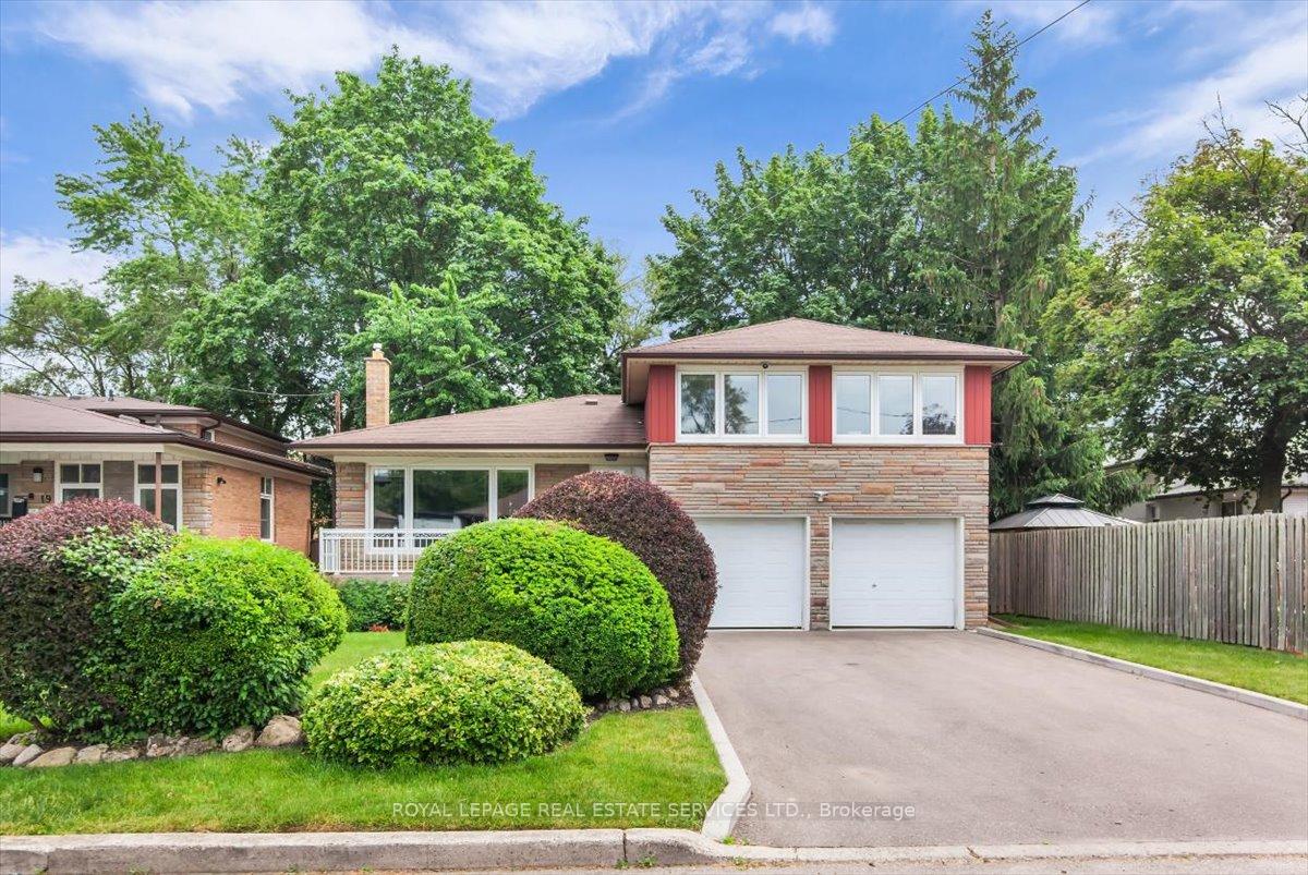 21 Barksdale Avenue, Toronto C06, ON M3H 4S4