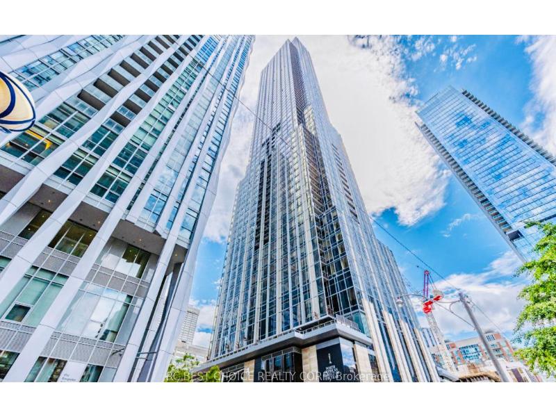 11 Yorkville Avenue 5301, Toronto C02, ON M4W 0B7