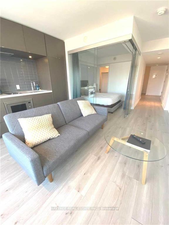 155 Yorkville Avenue 620, Toronto C02, ON M5R 0B4