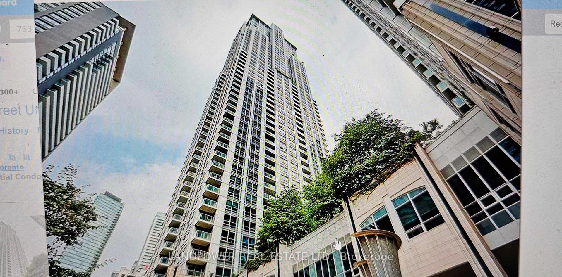 763 Bay Street 3402, Toronto C01, ON M5G 2R3