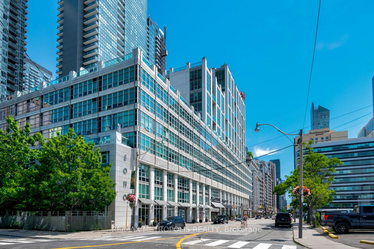 350 Wellington Street W 214, Toronto C01, ON M5V 3W9