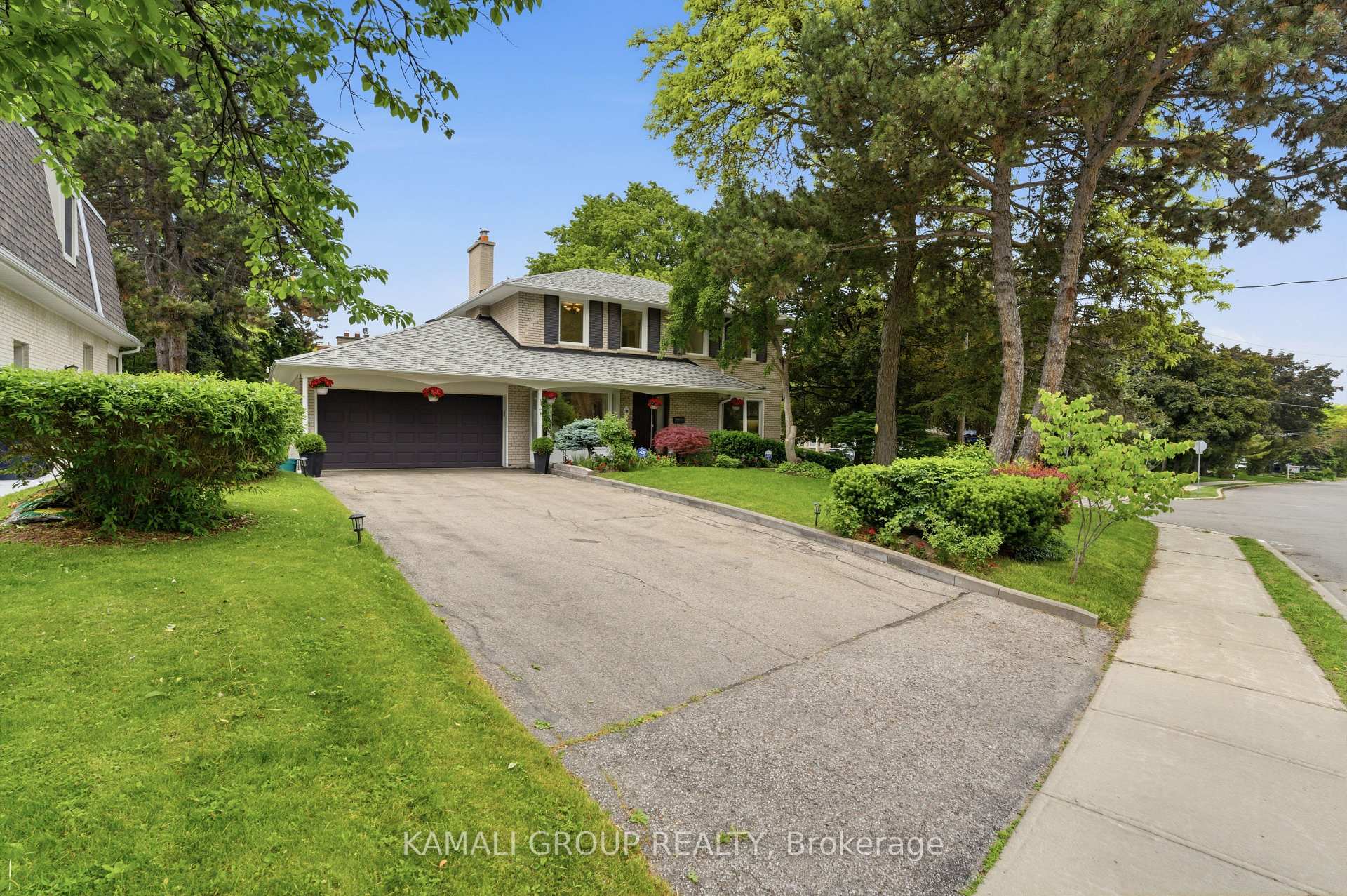 30 Blue Ridge Road, Toronto C15, ON M2K 1R7