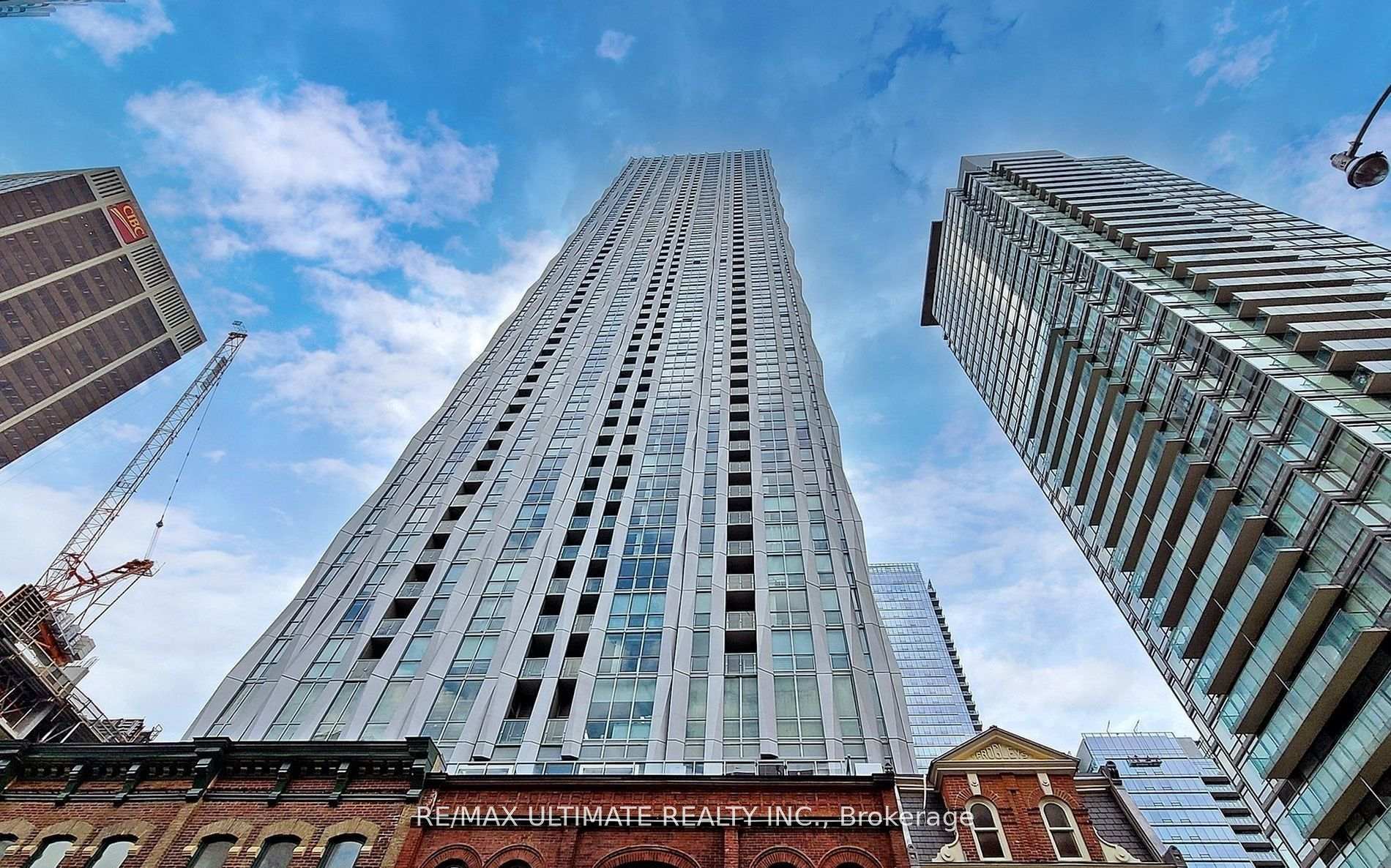 1 Yorkville Avenue 1907, Toronto C02, ON M4W 0B1